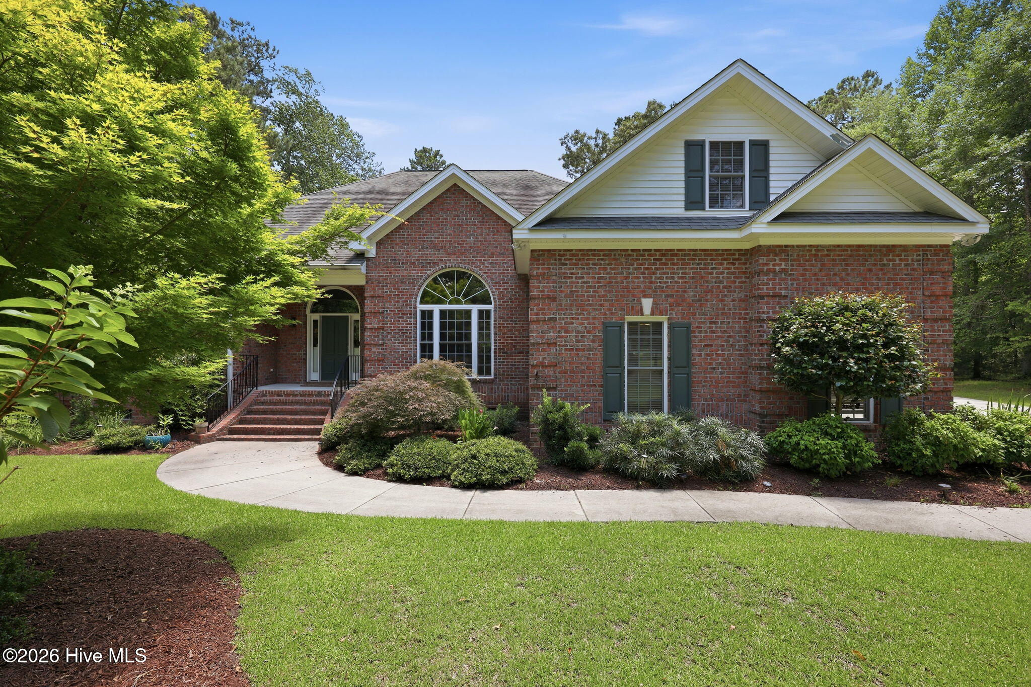 3807 Leaf Court Property Photo 2