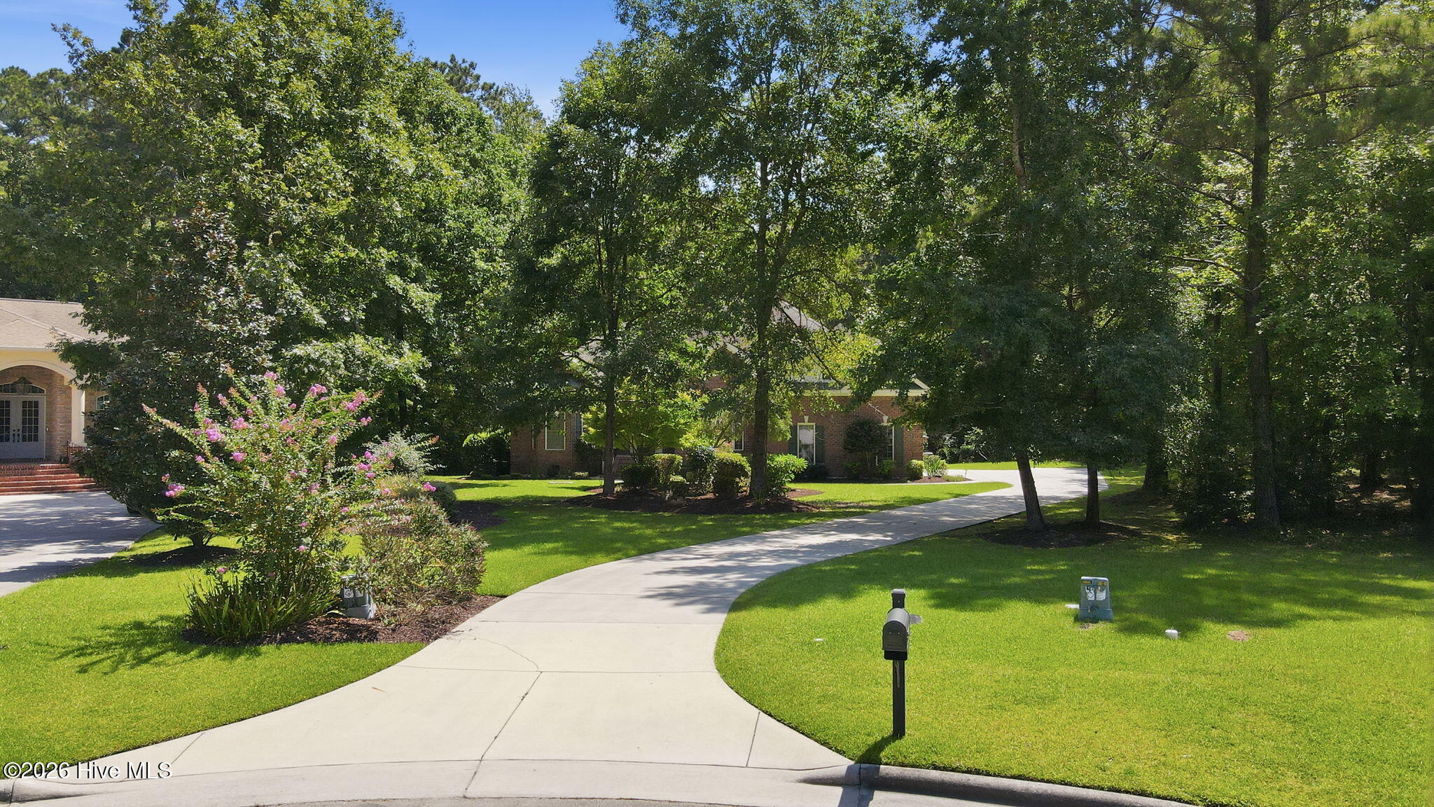 3807 Leaf Court Property Photo 6