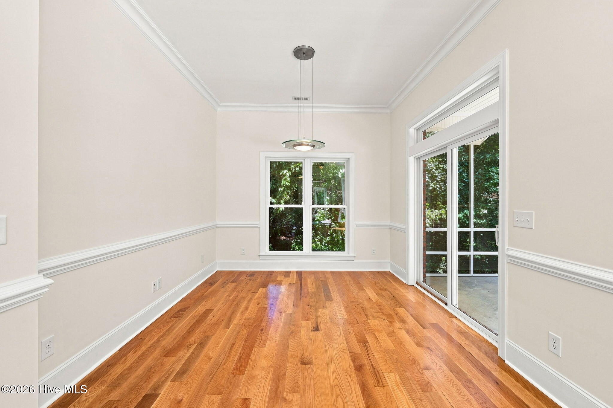 3807 Leaf Court Property Photo 13
