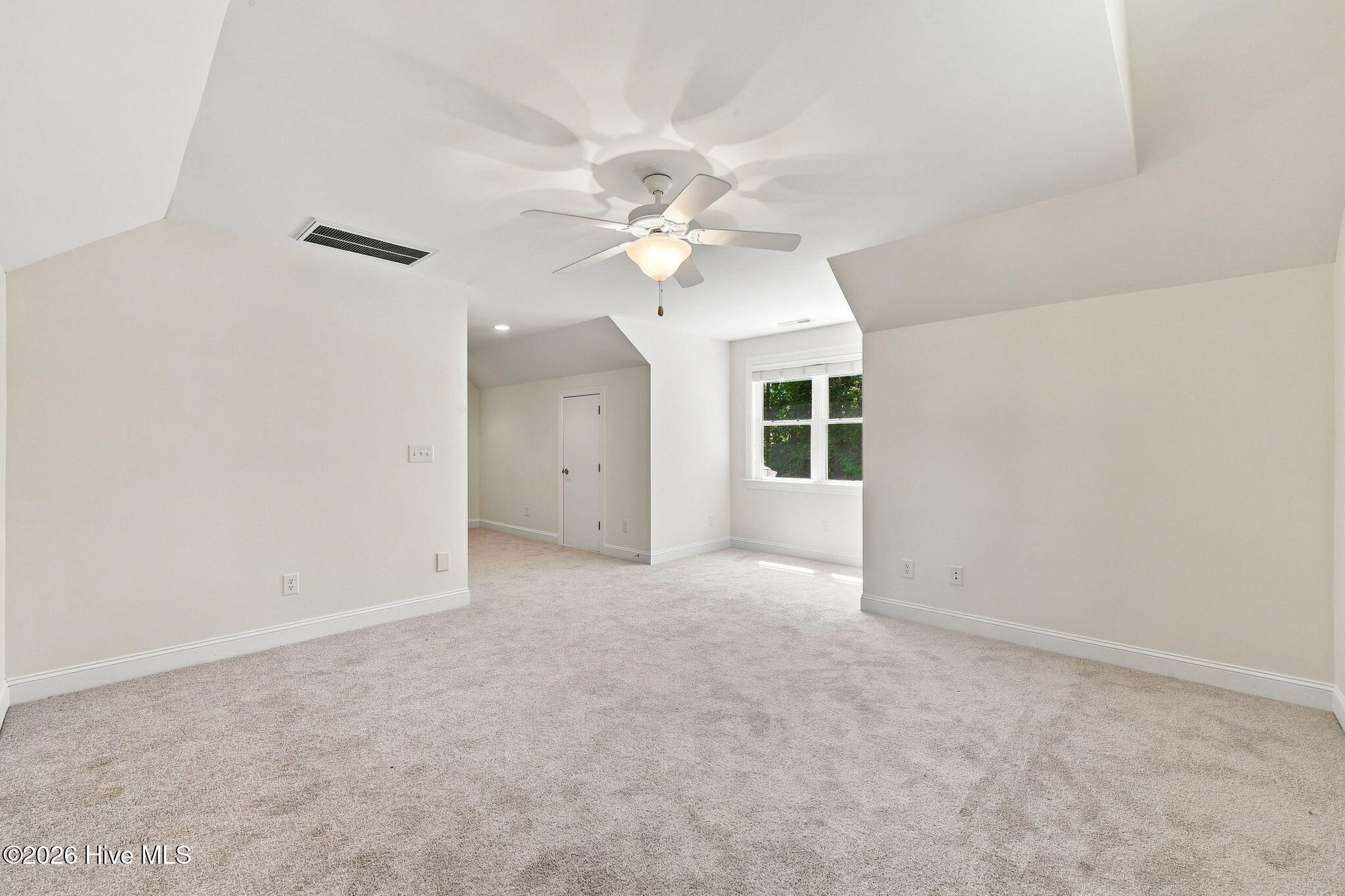3807 Leaf Court Property Photo 33