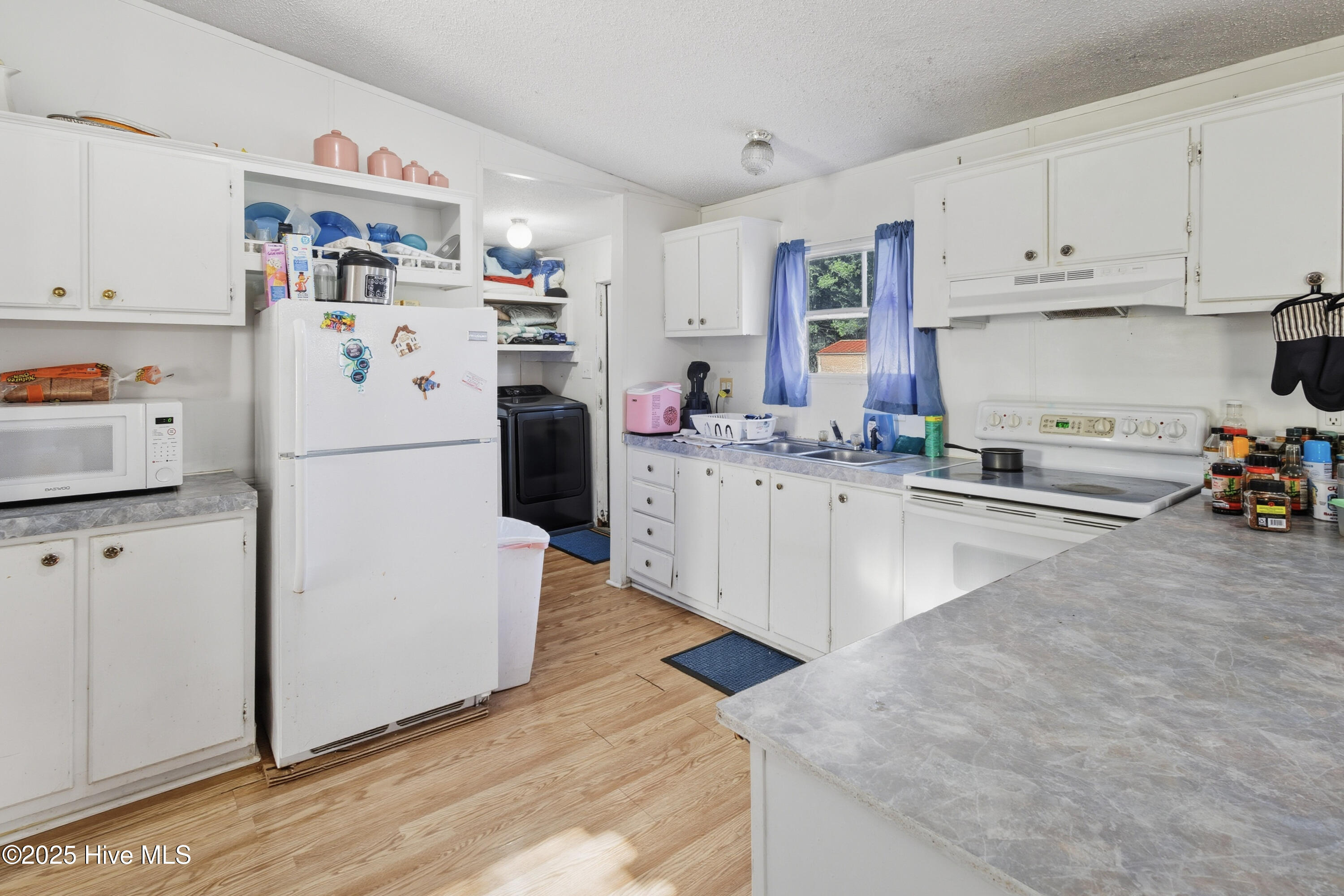 1025 White Lake Drive Property Photo 9