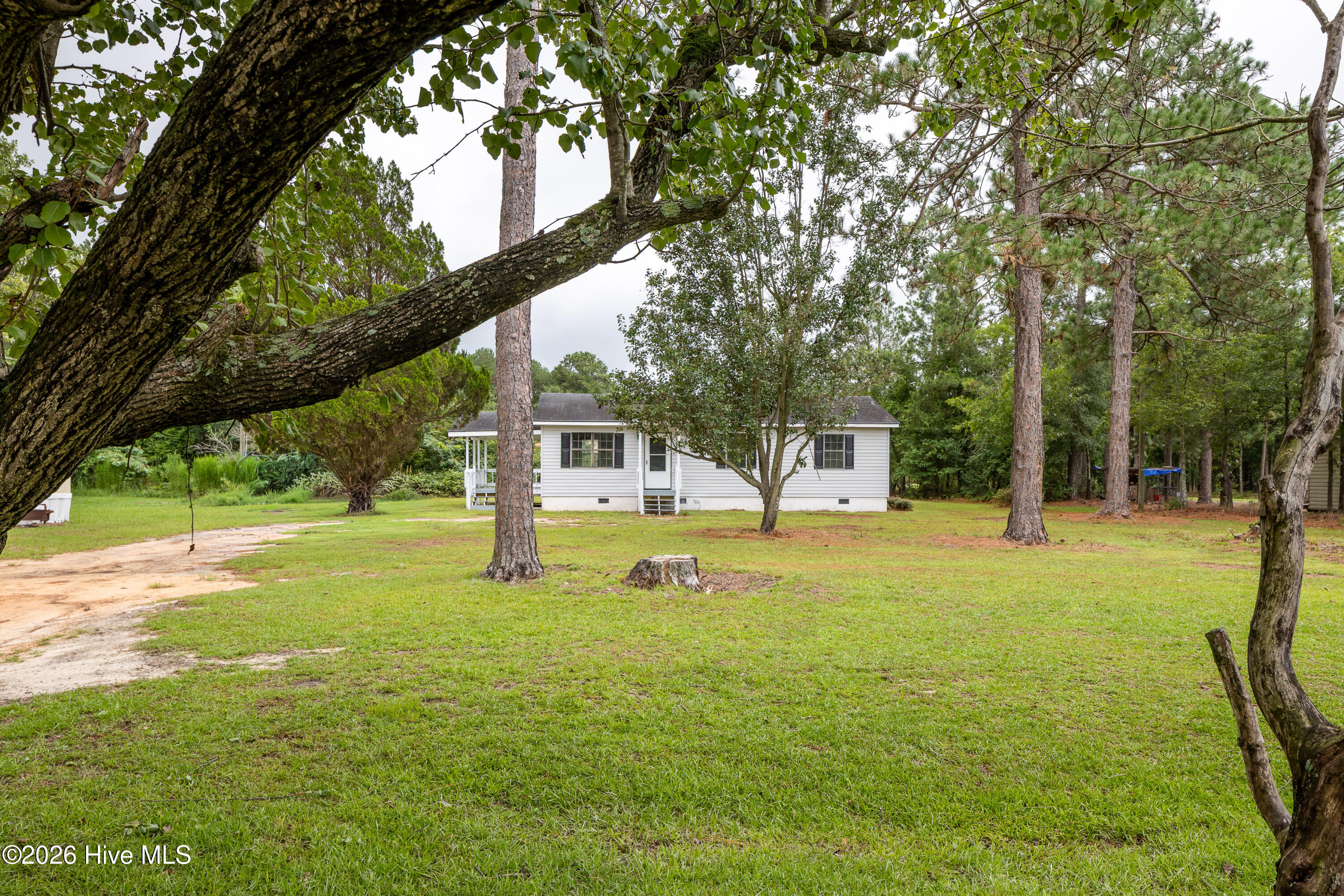 60 White Woods Road Property Photo 3