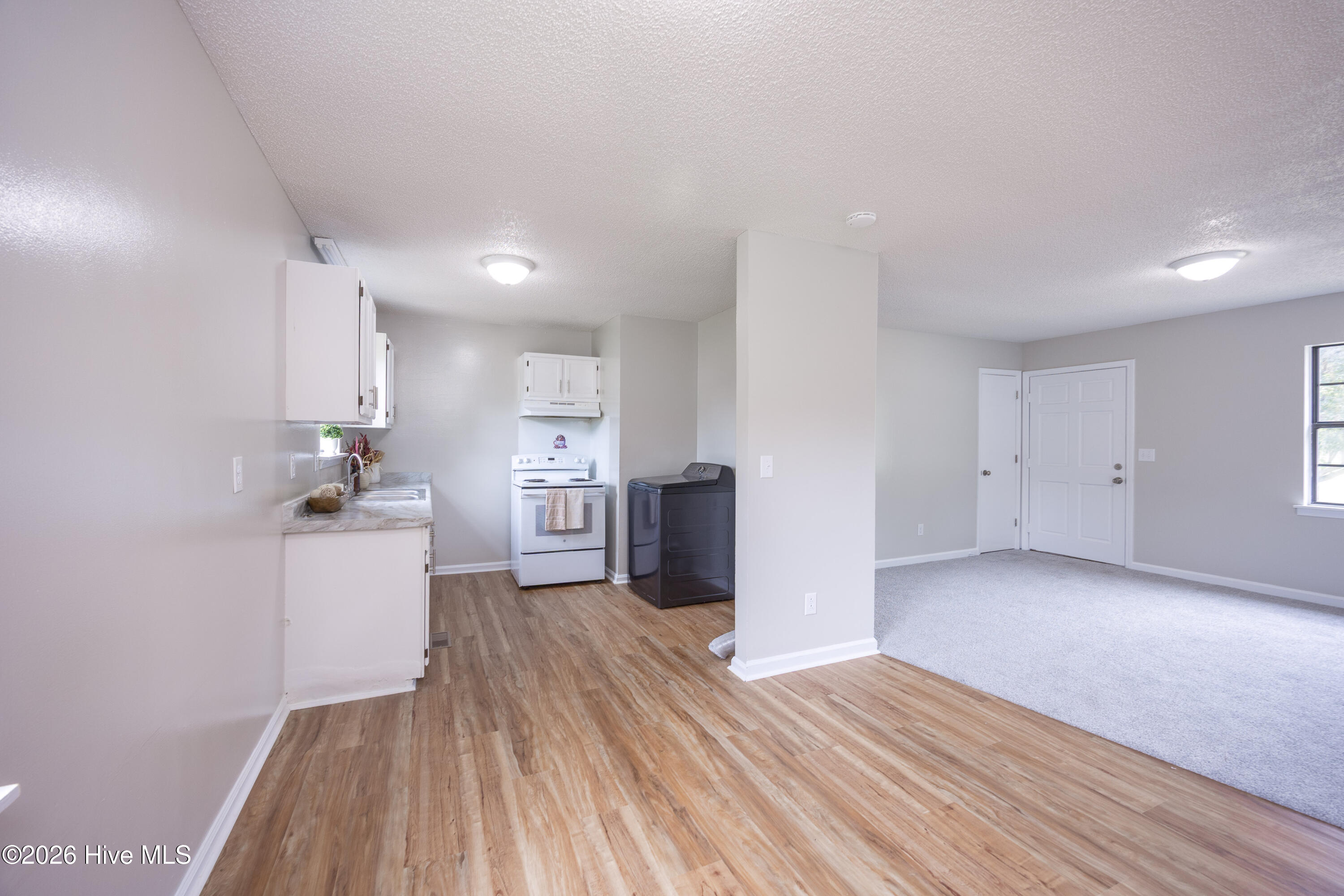 60 White Woods Road Property Photo 7