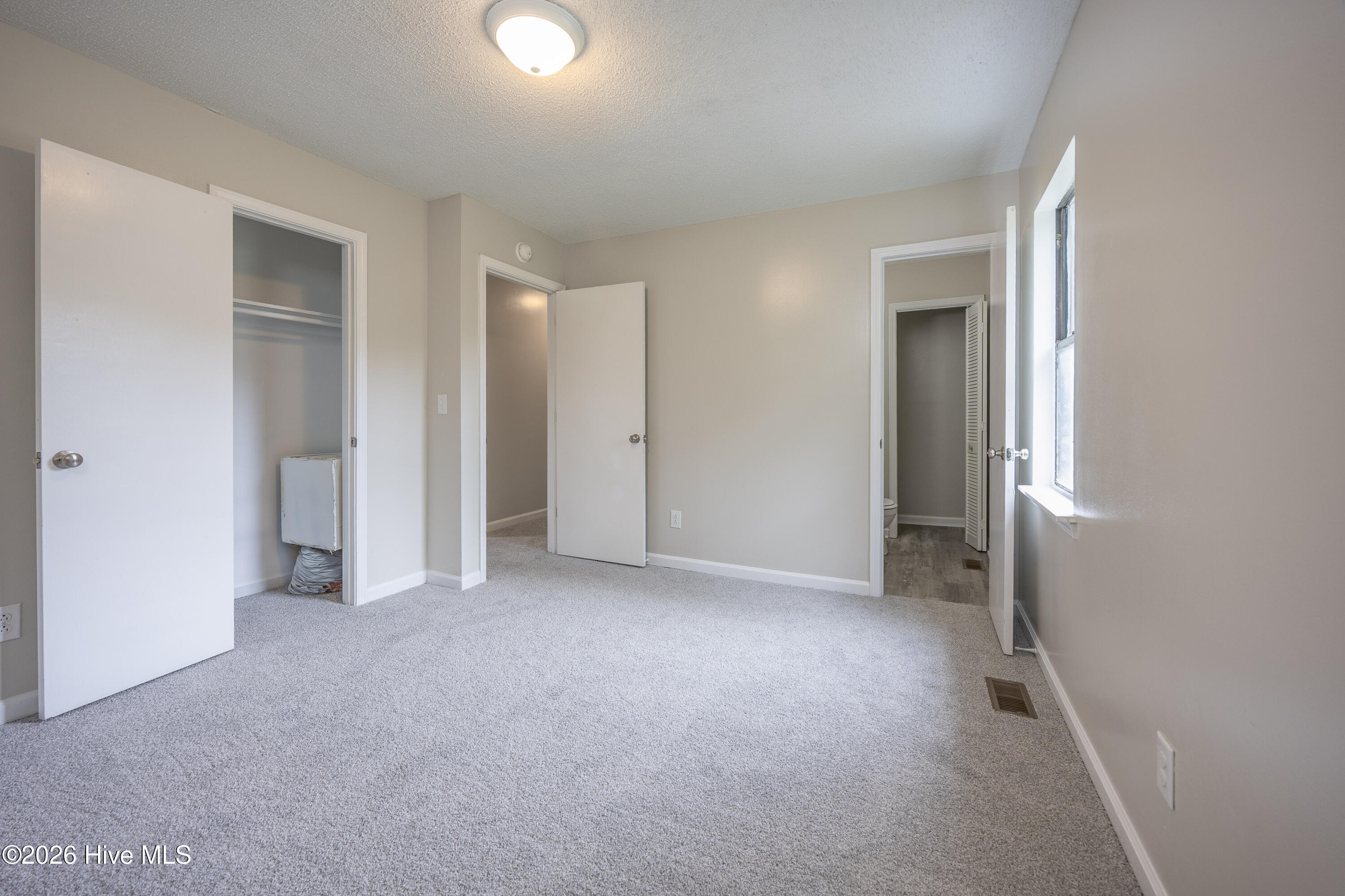 60 White Woods Road Property Photo 17