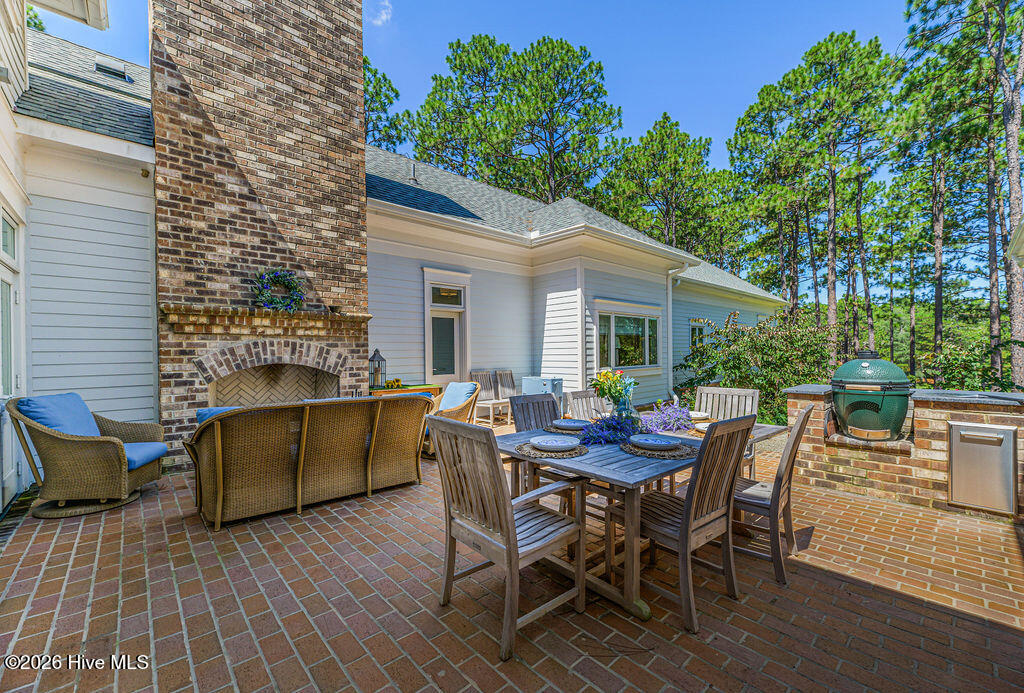 124 Chesterfield Drive Property Photo 38