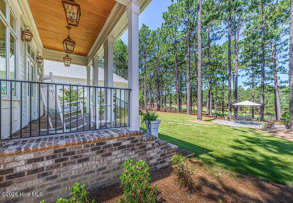 124 Chesterfield Drive Property Photo 45