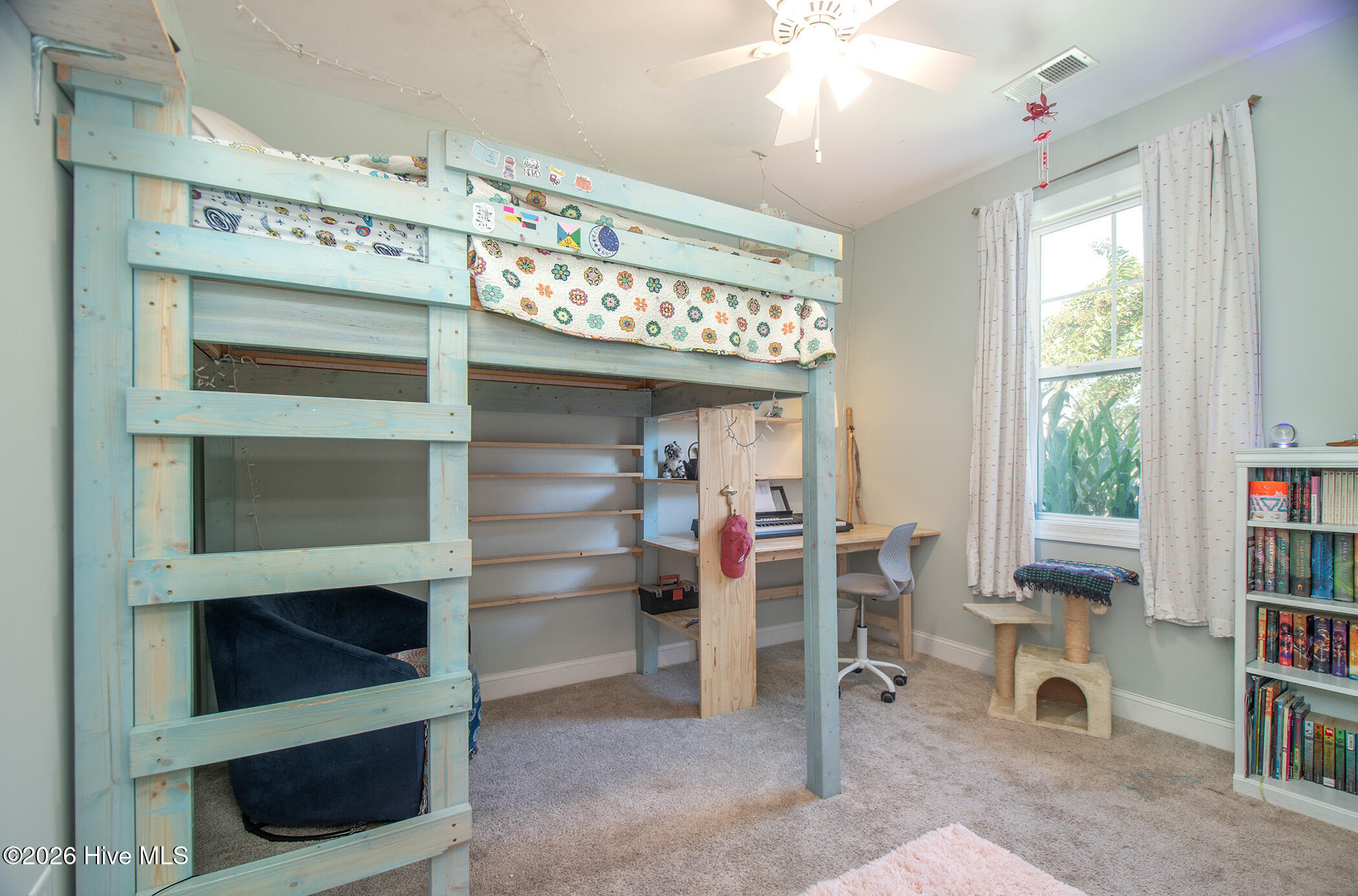 111 Finch Loop Property Photo 15