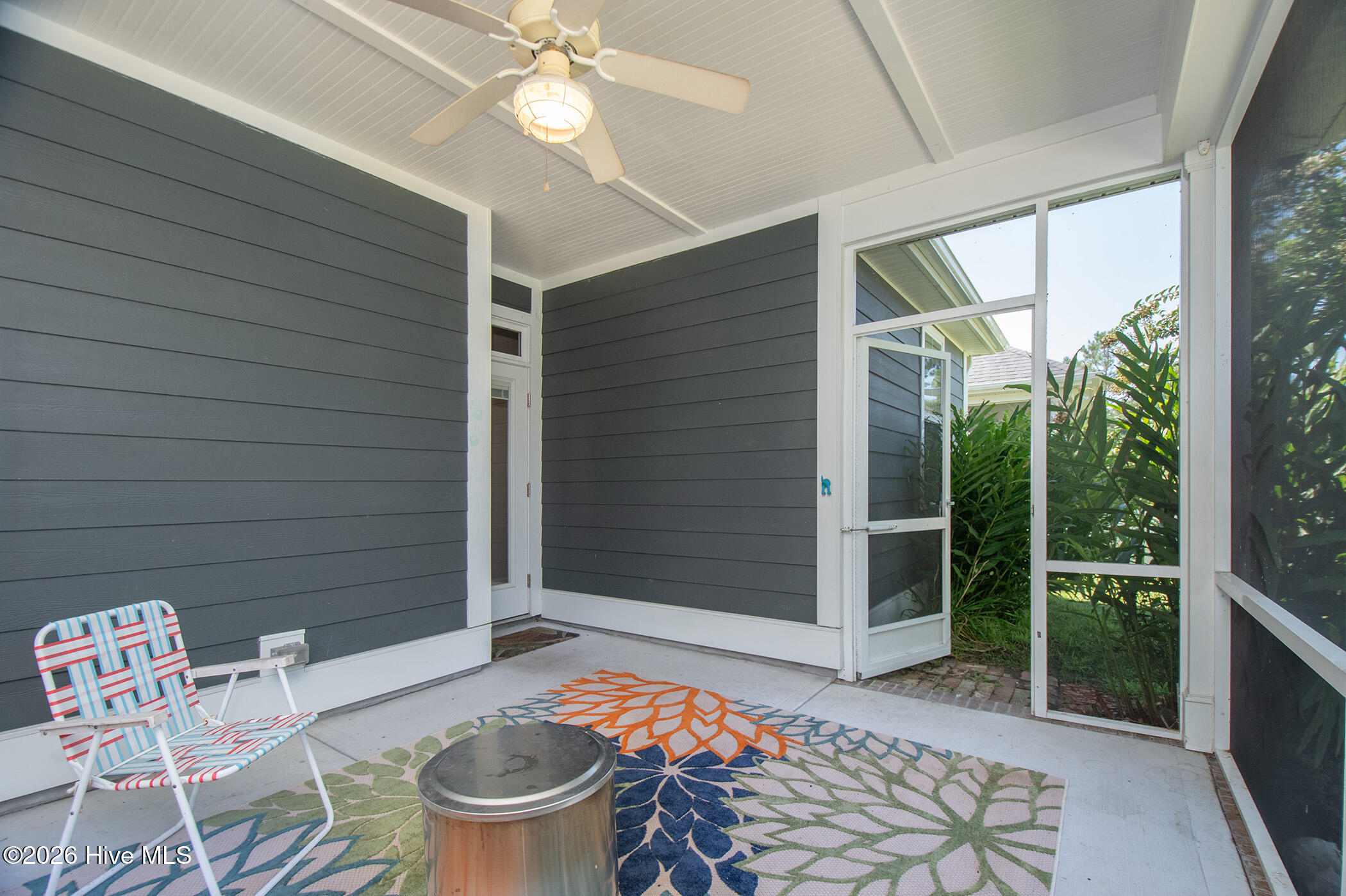 111 Finch Loop Property Photo 16