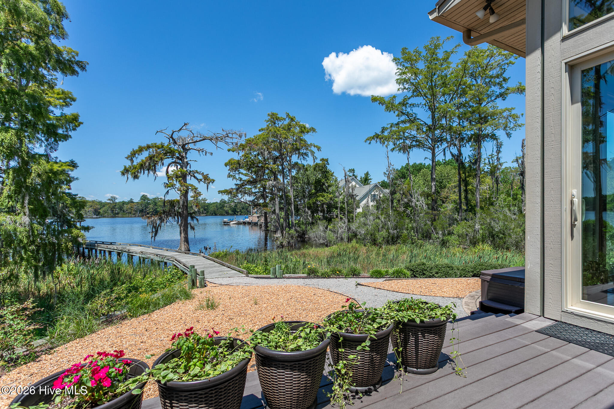 114 Robert Court Property Photo 15