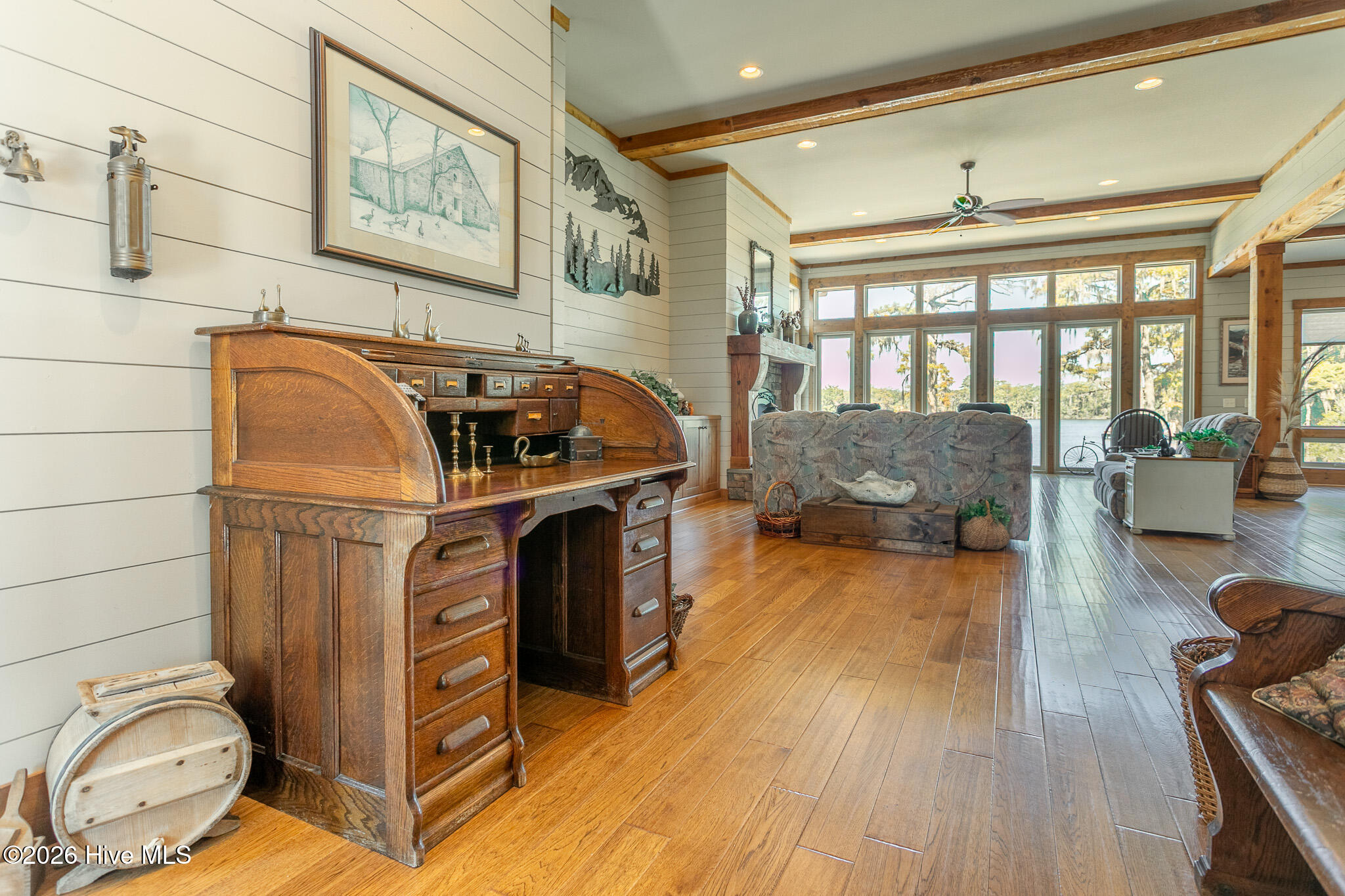 114 Robert Court Property Photo 23