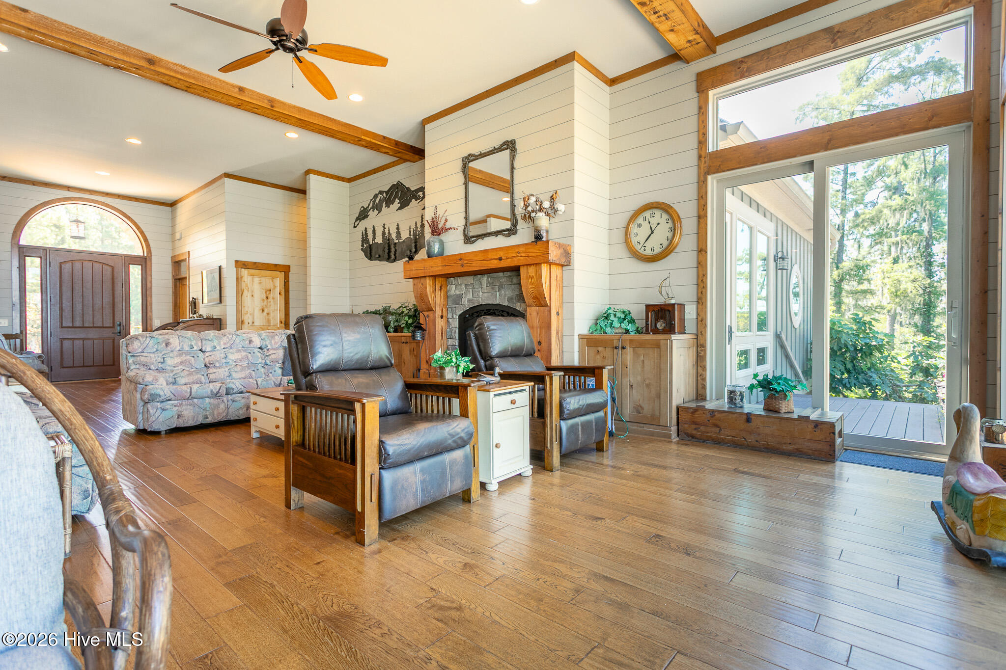 114 Robert Court Property Photo 31
