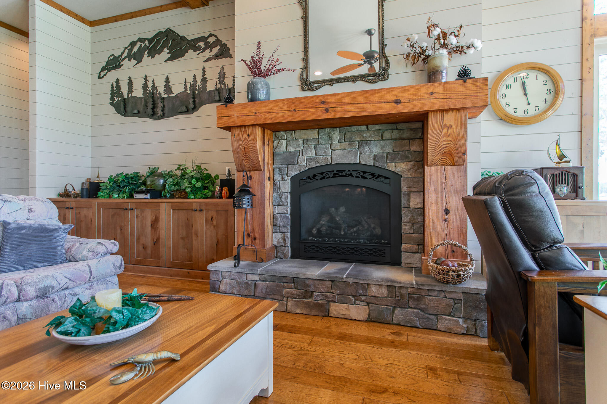 114 Robert Court Property Photo 34