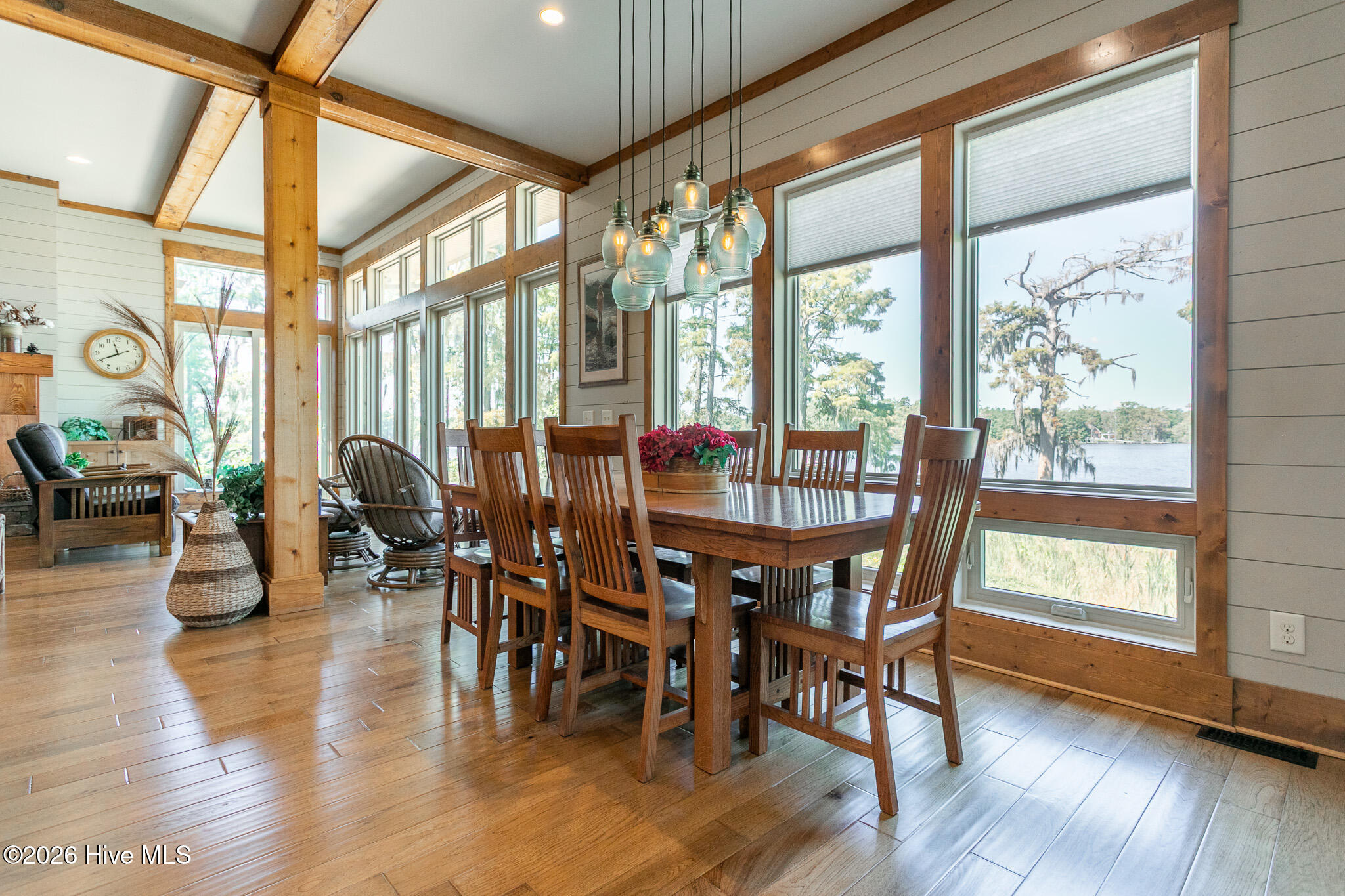 114 Robert Court Property Photo 35