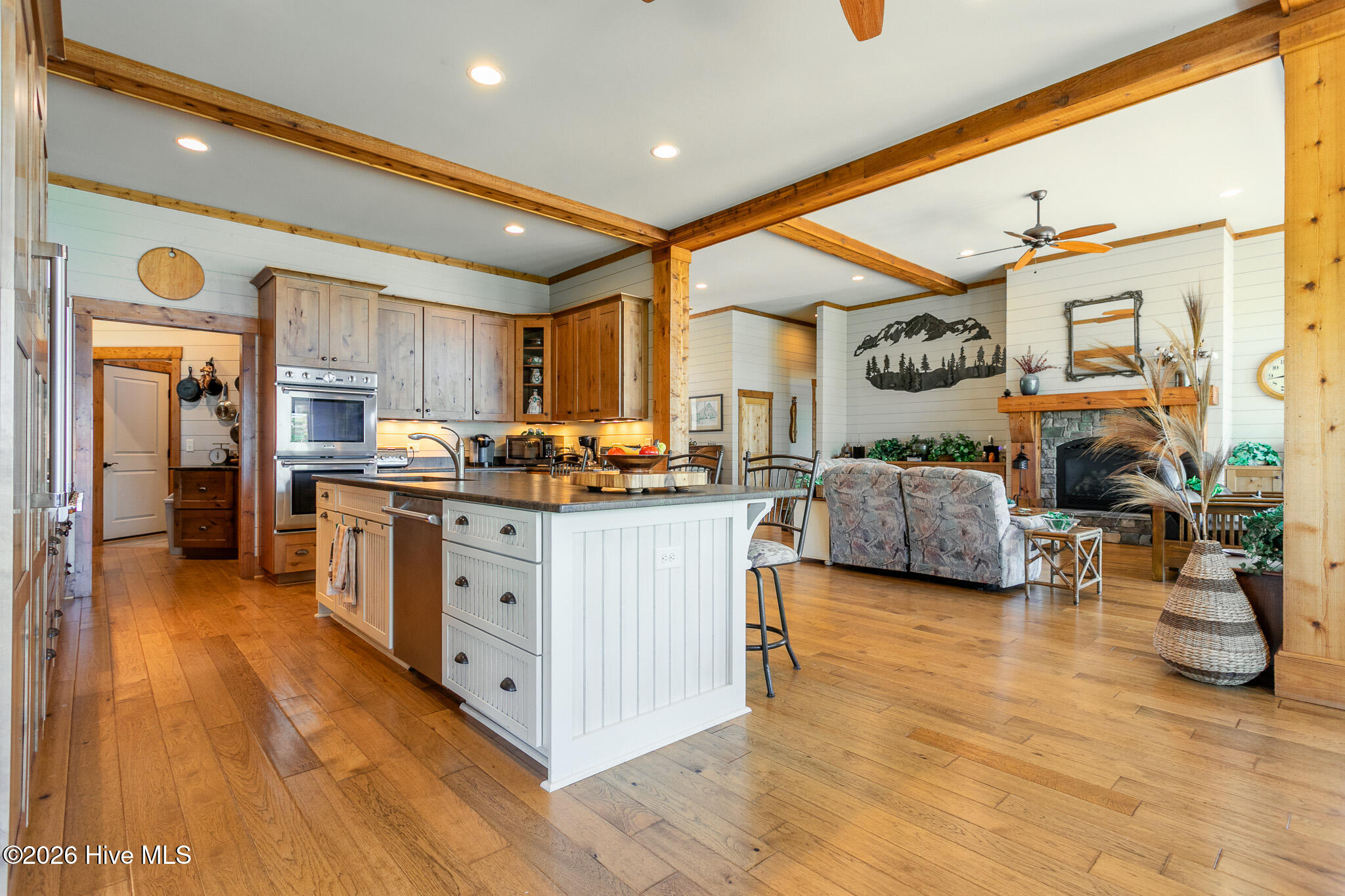 114 Robert Court Property Photo 40