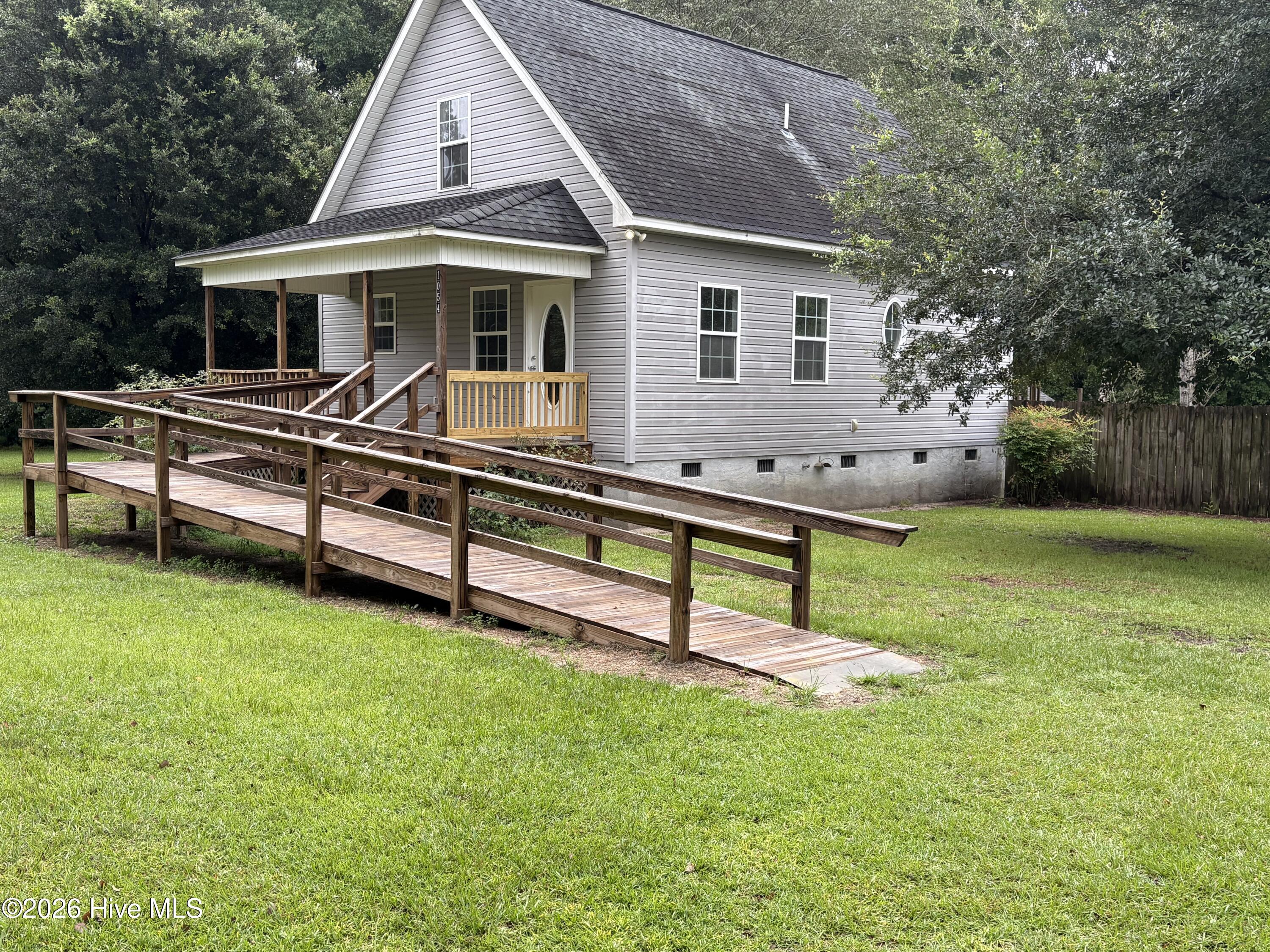 1054 Whitehall Road Property Photo 1