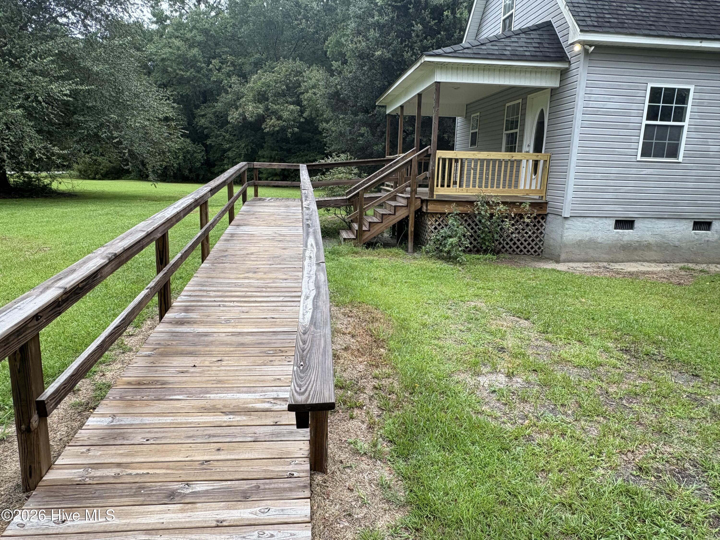 1054 Whitehall Road Property Photo 4