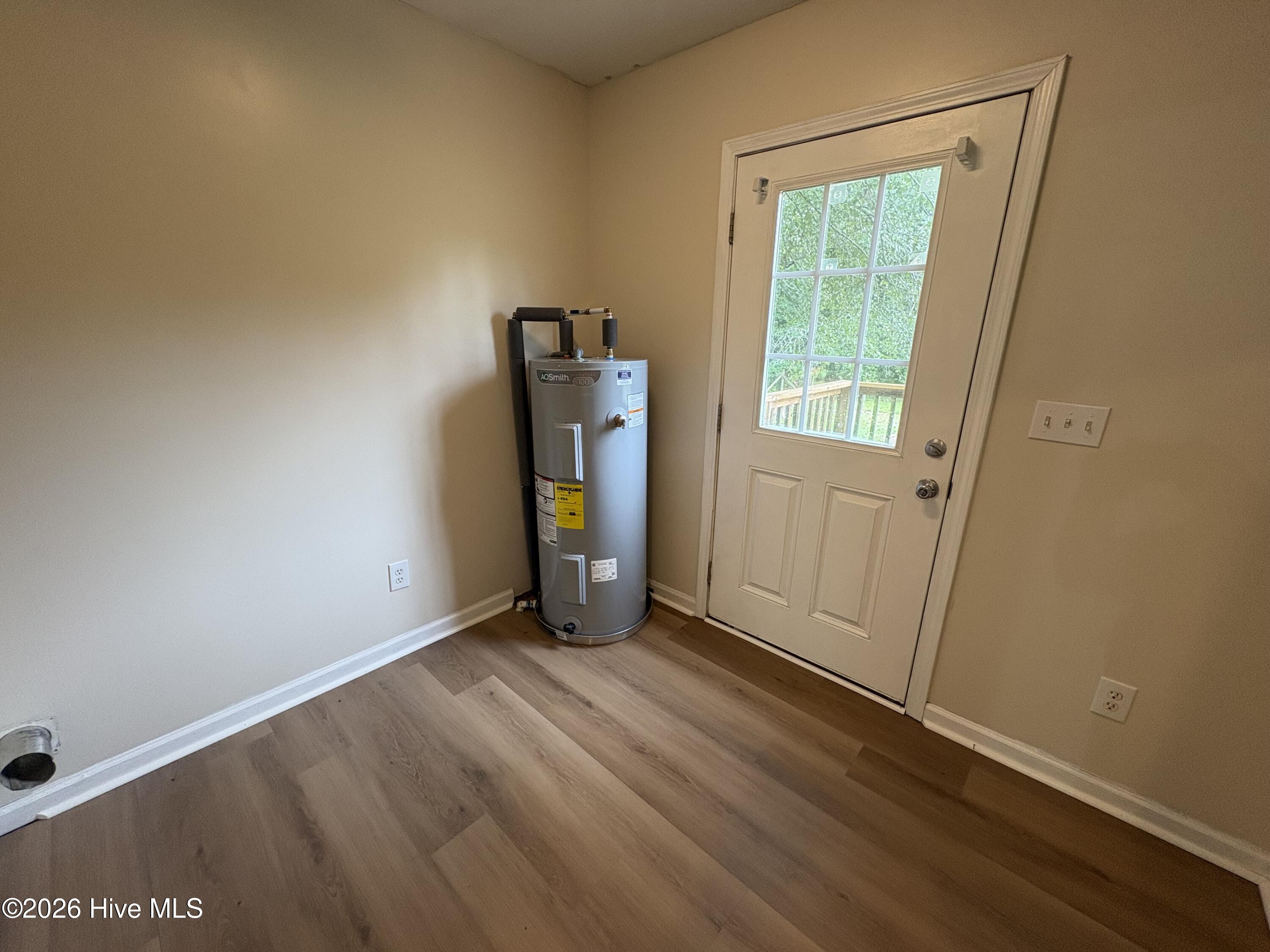 1054 Whitehall Road Property Photo 17