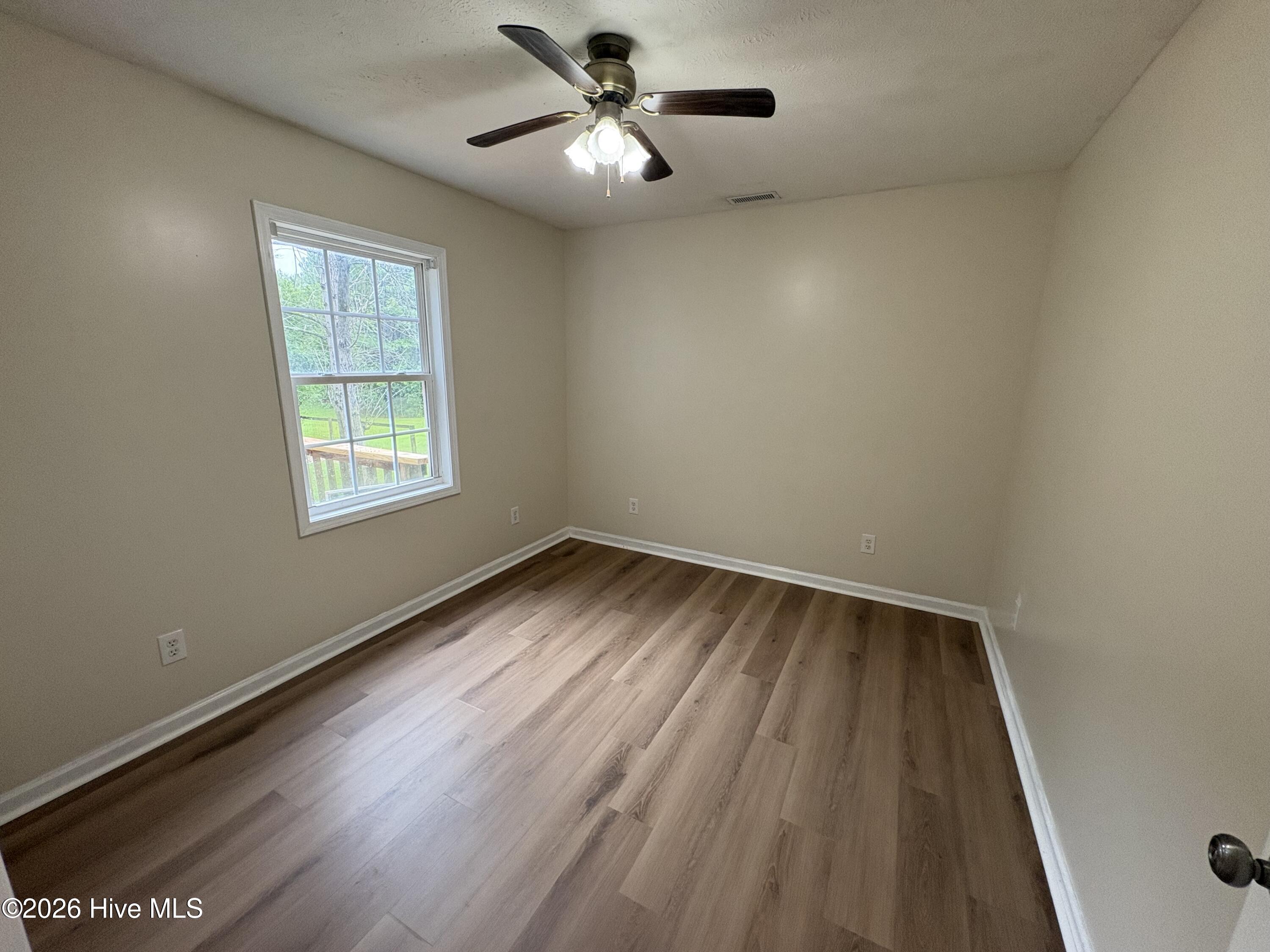 1054 Whitehall Road Property Photo 18