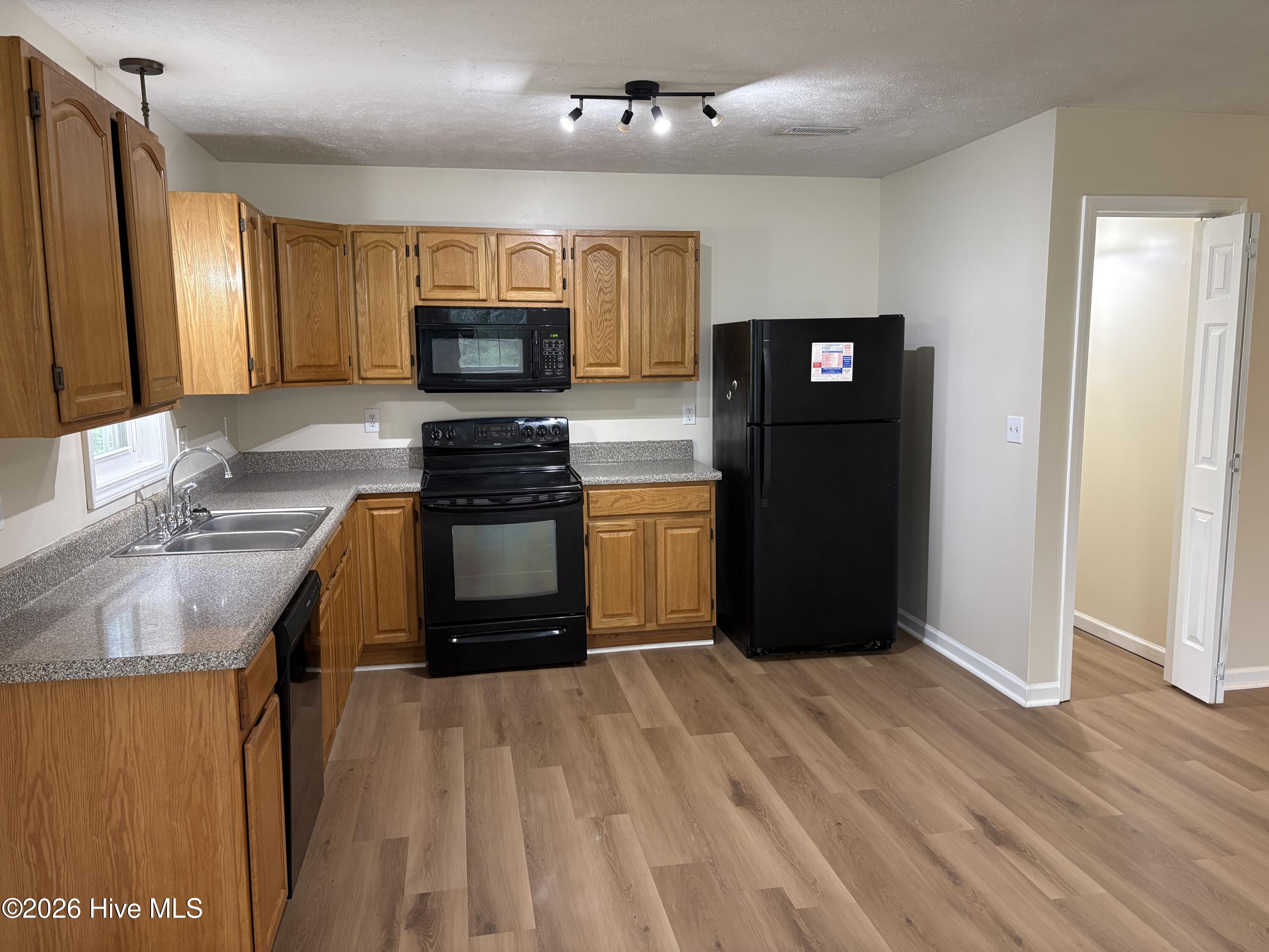 1054 Whitehall Road Property Photo 26