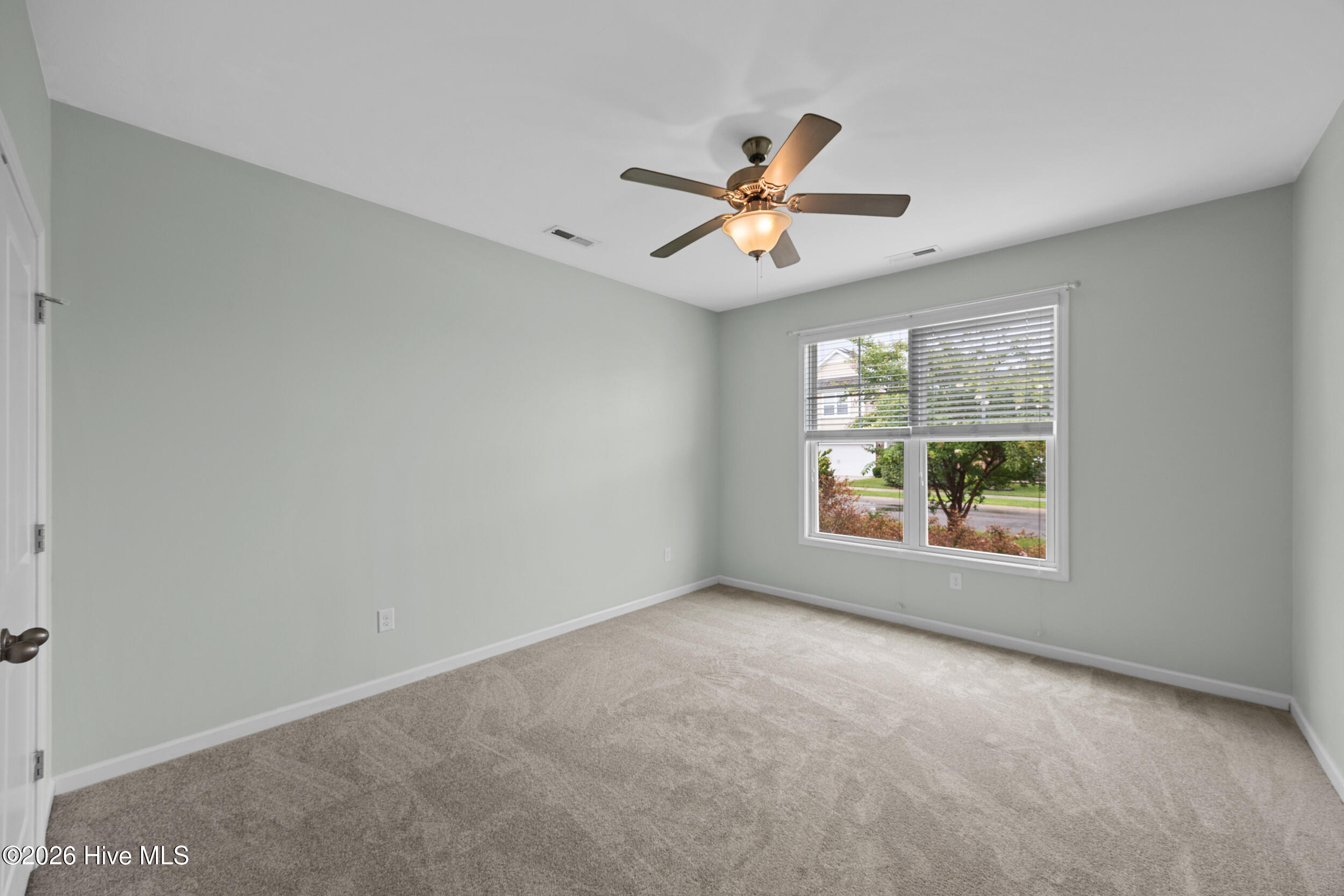 507 Steele Loop Property Photo 8