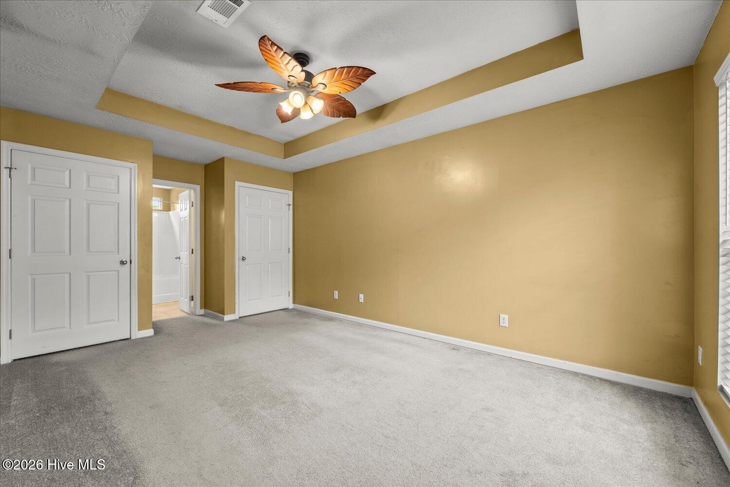 1748 Tamarind Way Property Photo 9