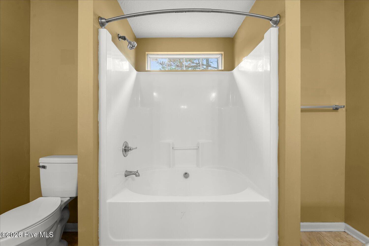 1748 Tamarind Way Property Photo 11