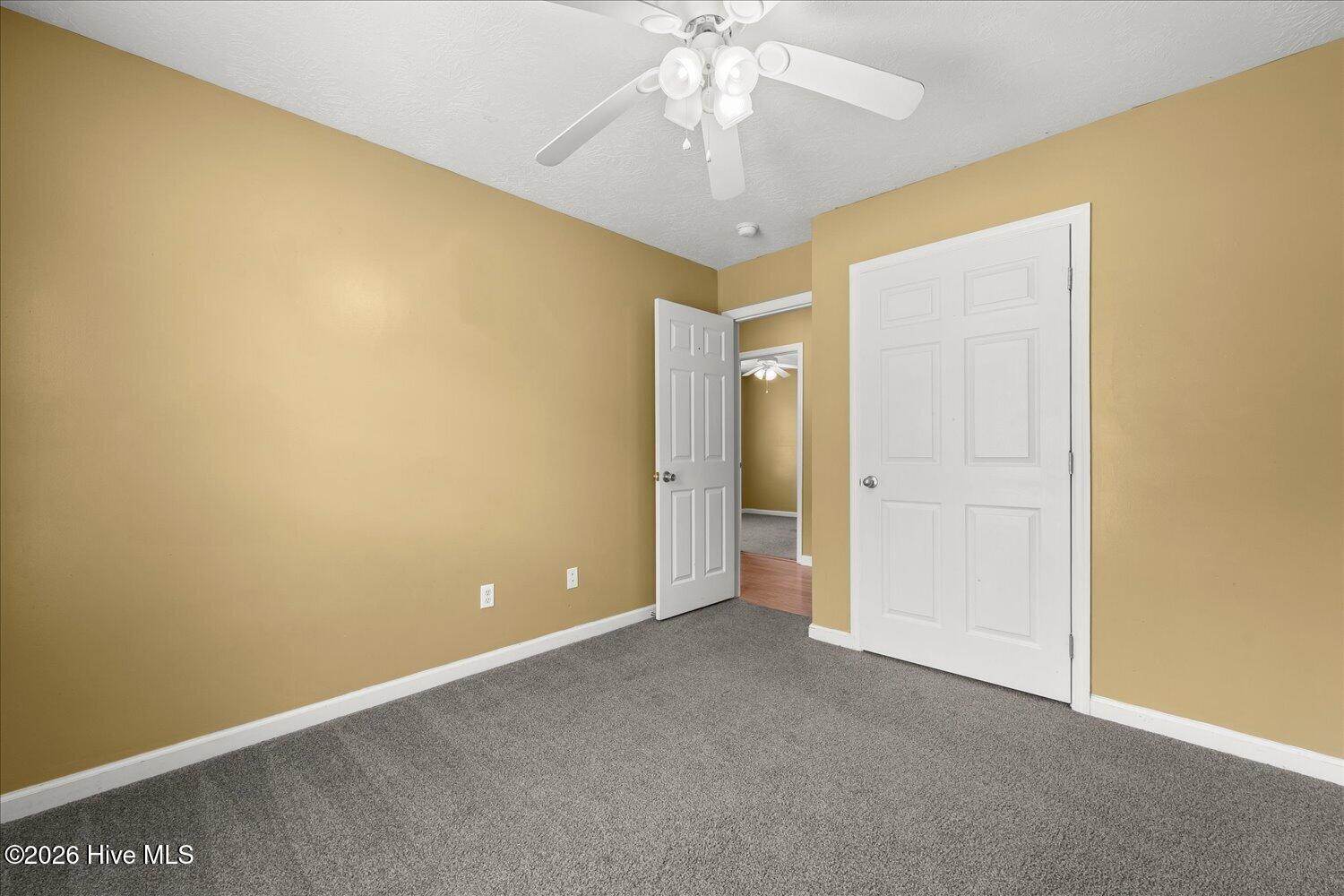 1748 Tamarind Way Property Photo 23
