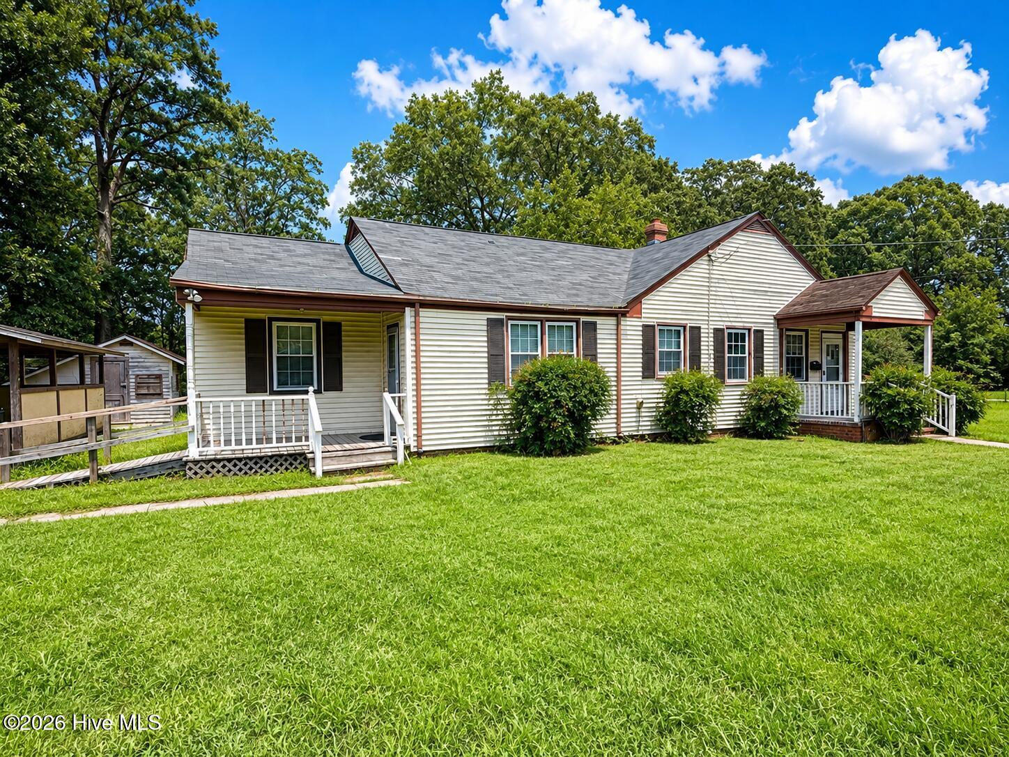 117 Brinkley Place Property Photo 1