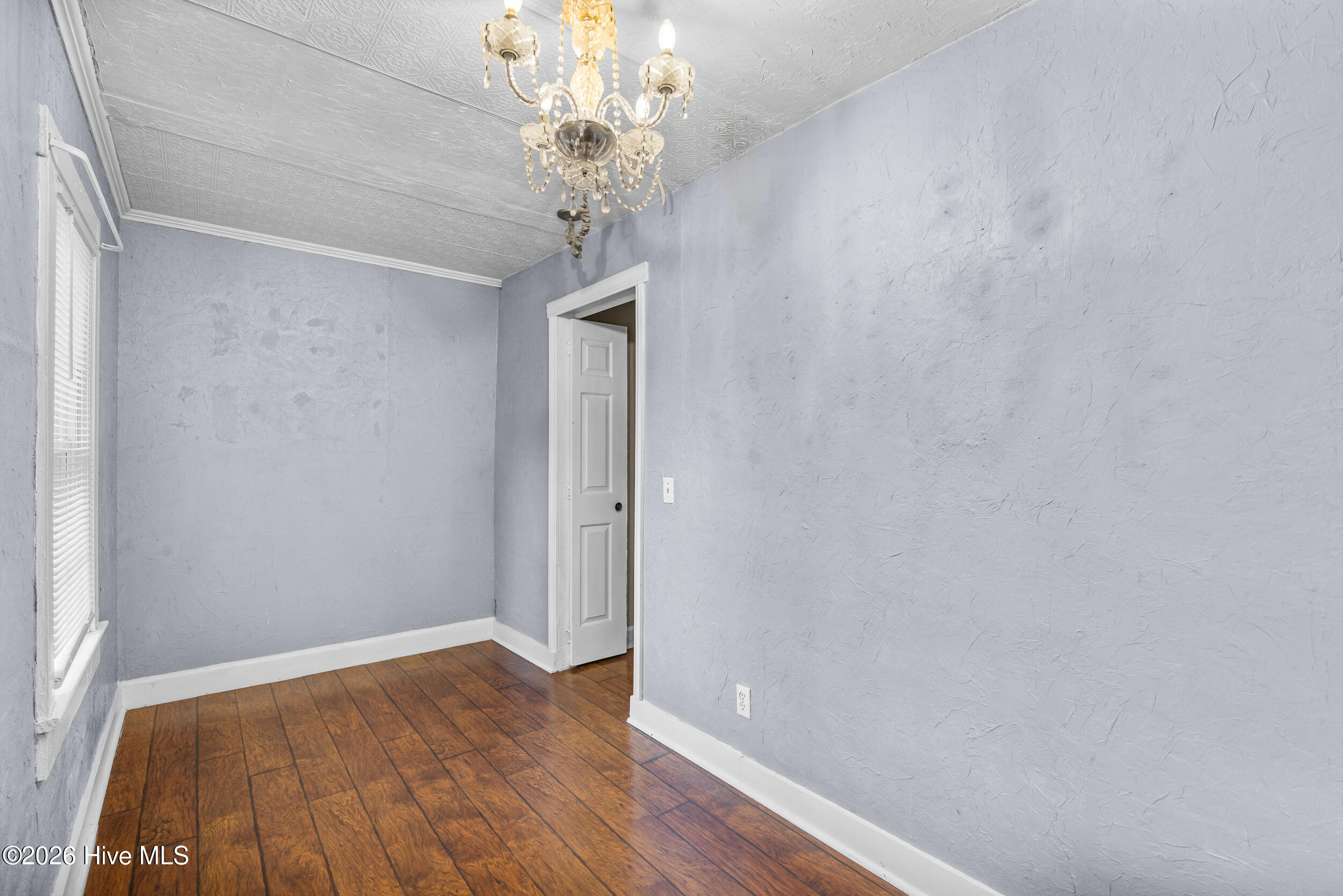 209 W Bridgers Street Property Photo 6