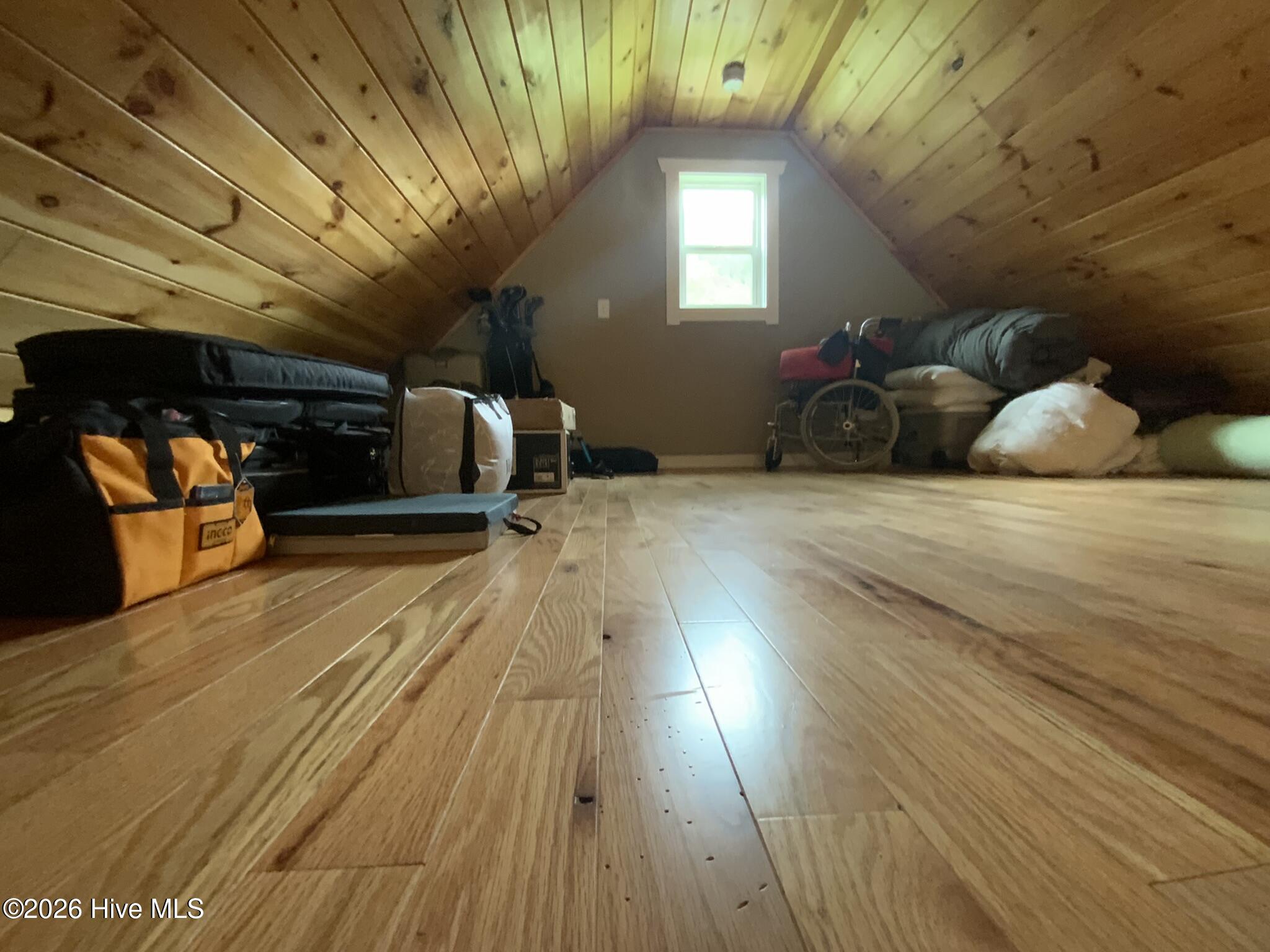 131 Lazy Bear Trail Property Photo 18