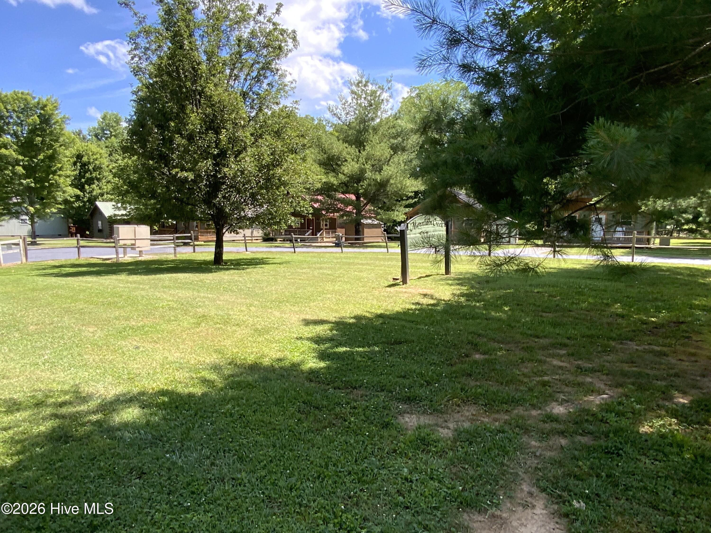 131 Lazy Bear Trail Property Photo 25