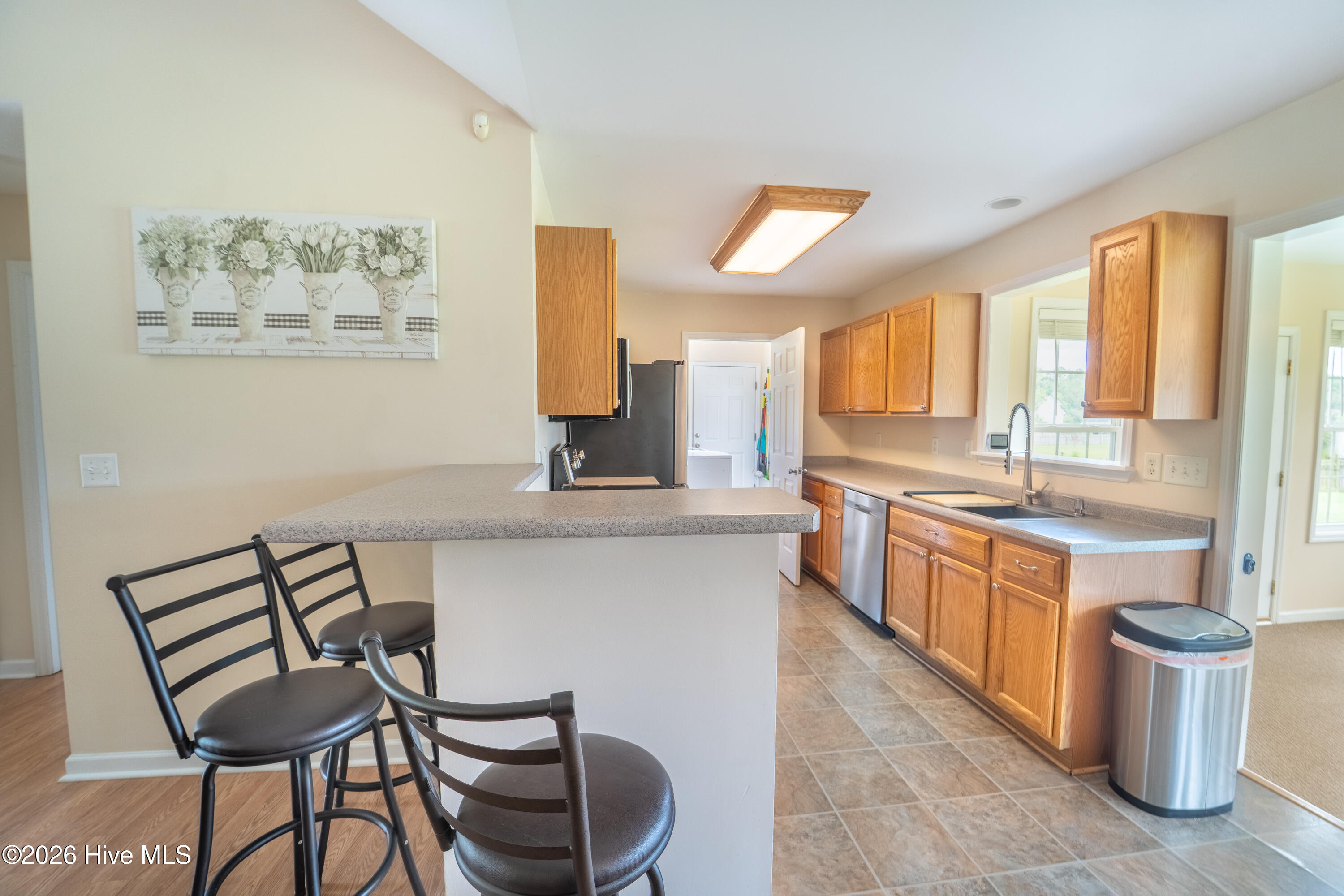218 Oakmont Drive Property Photo 8