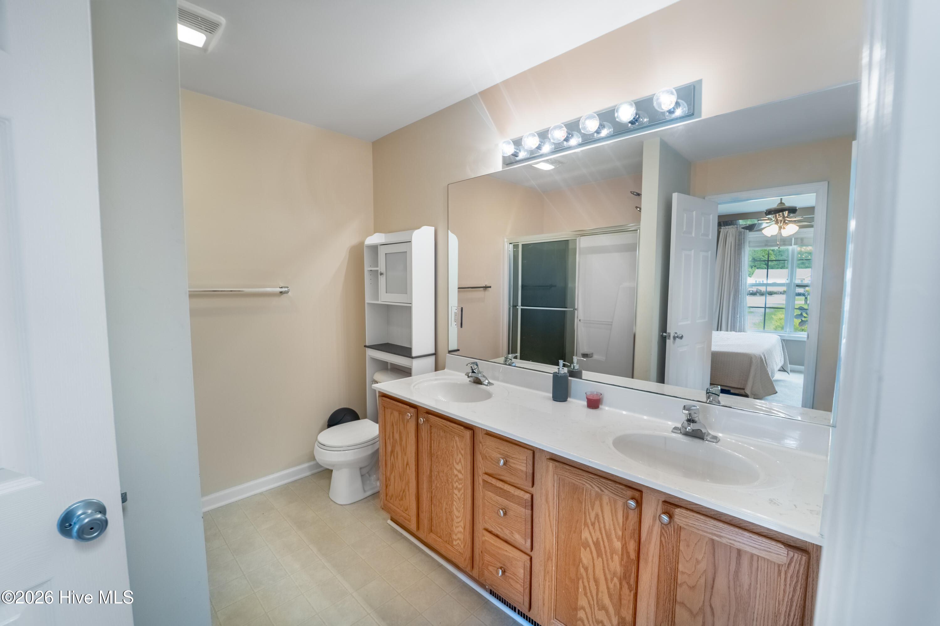 218 Oakmont Drive Property Photo 16