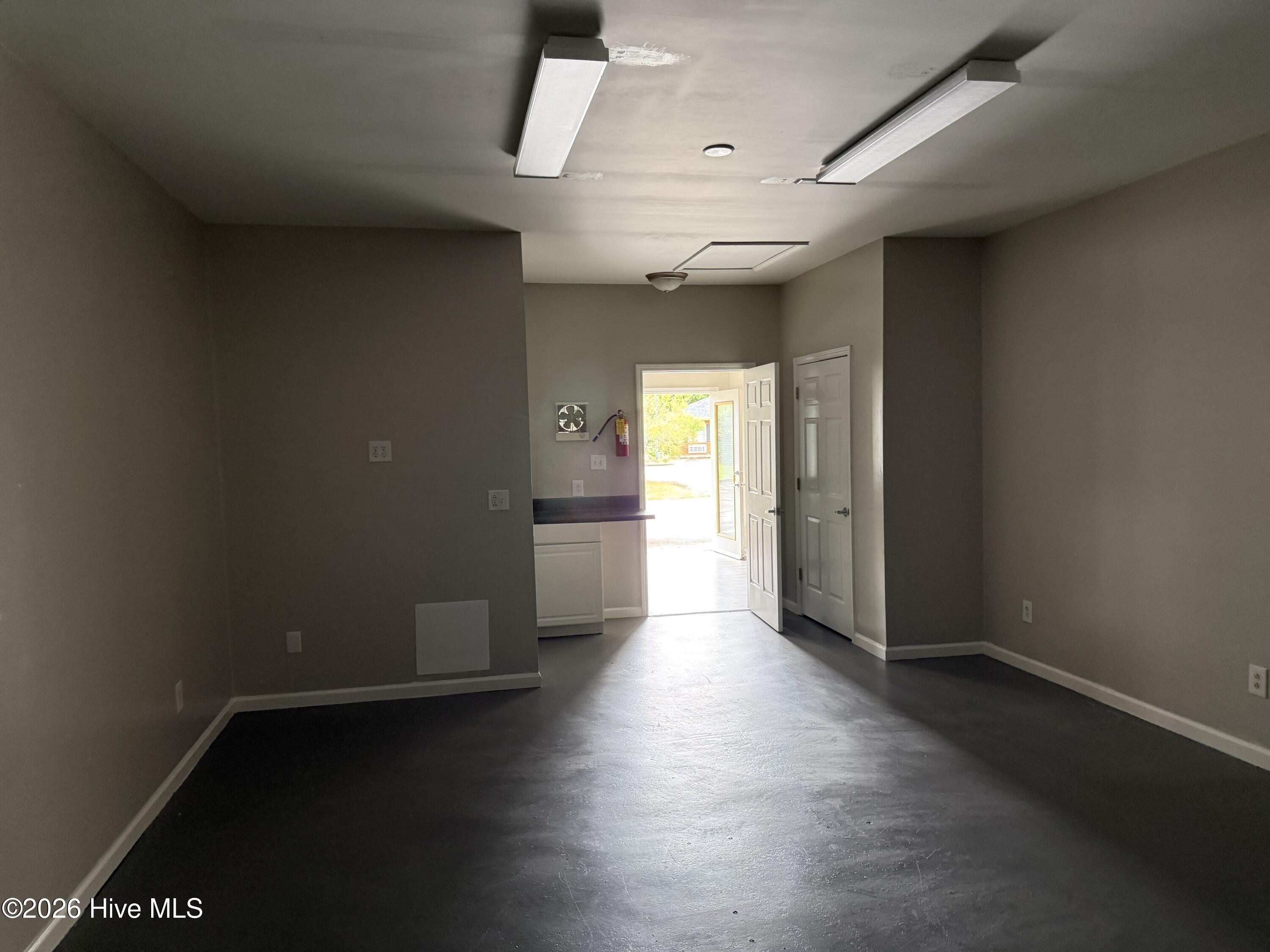 1257 Colony Drive Property Photo 6
