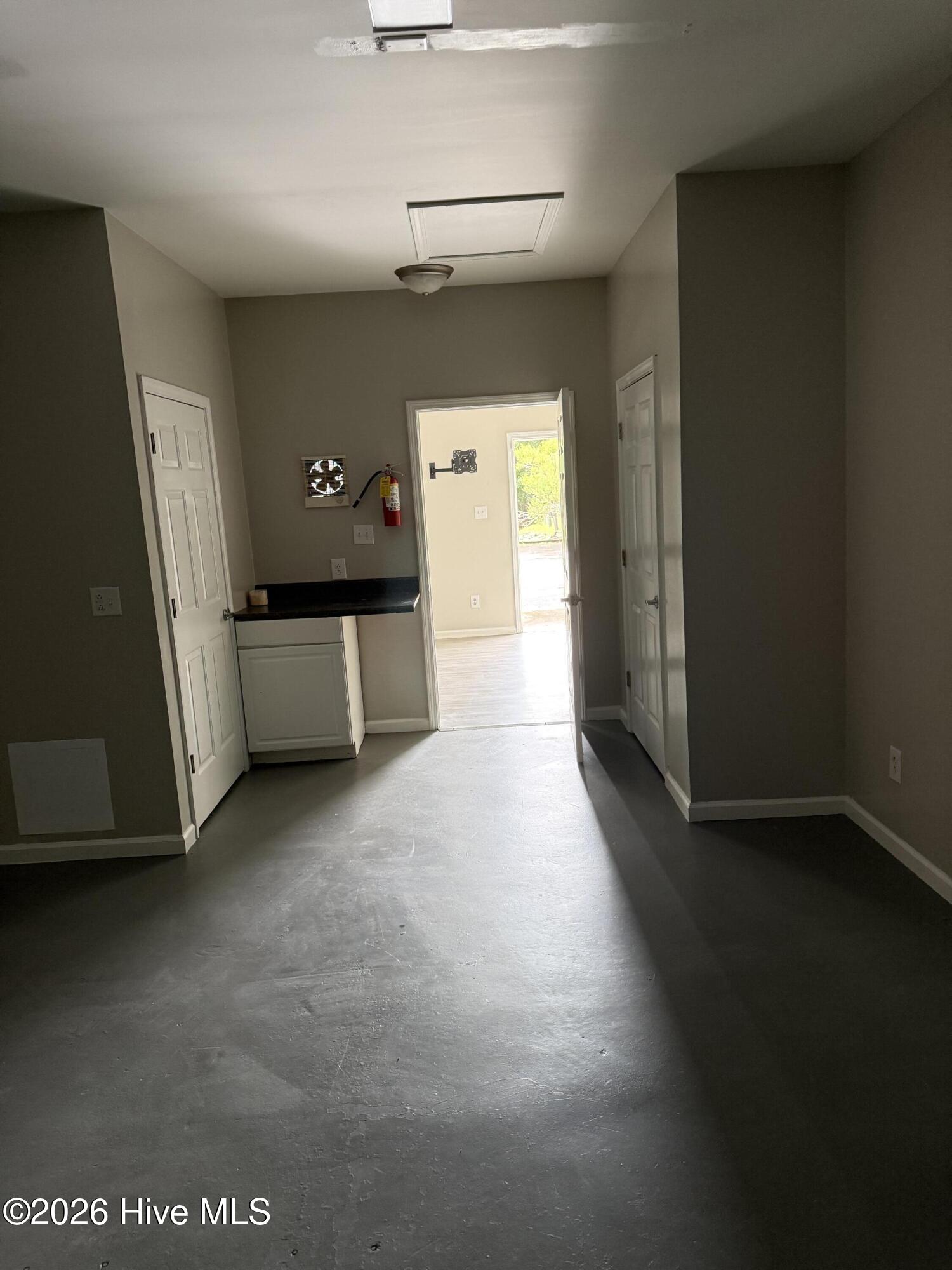 1257 Colony Drive Property Photo 8