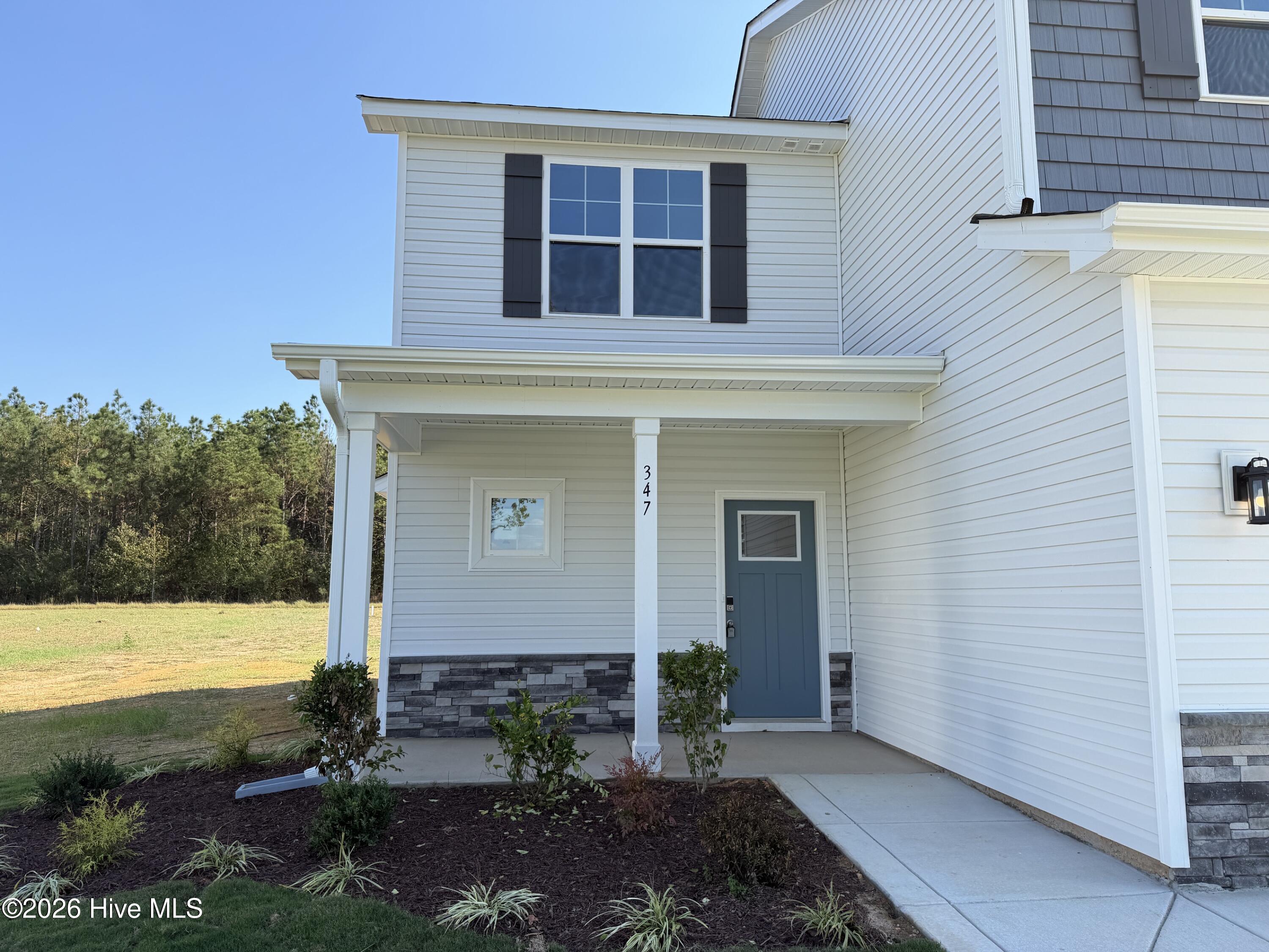 347 Thorntons Creek Drive Property Photo 2