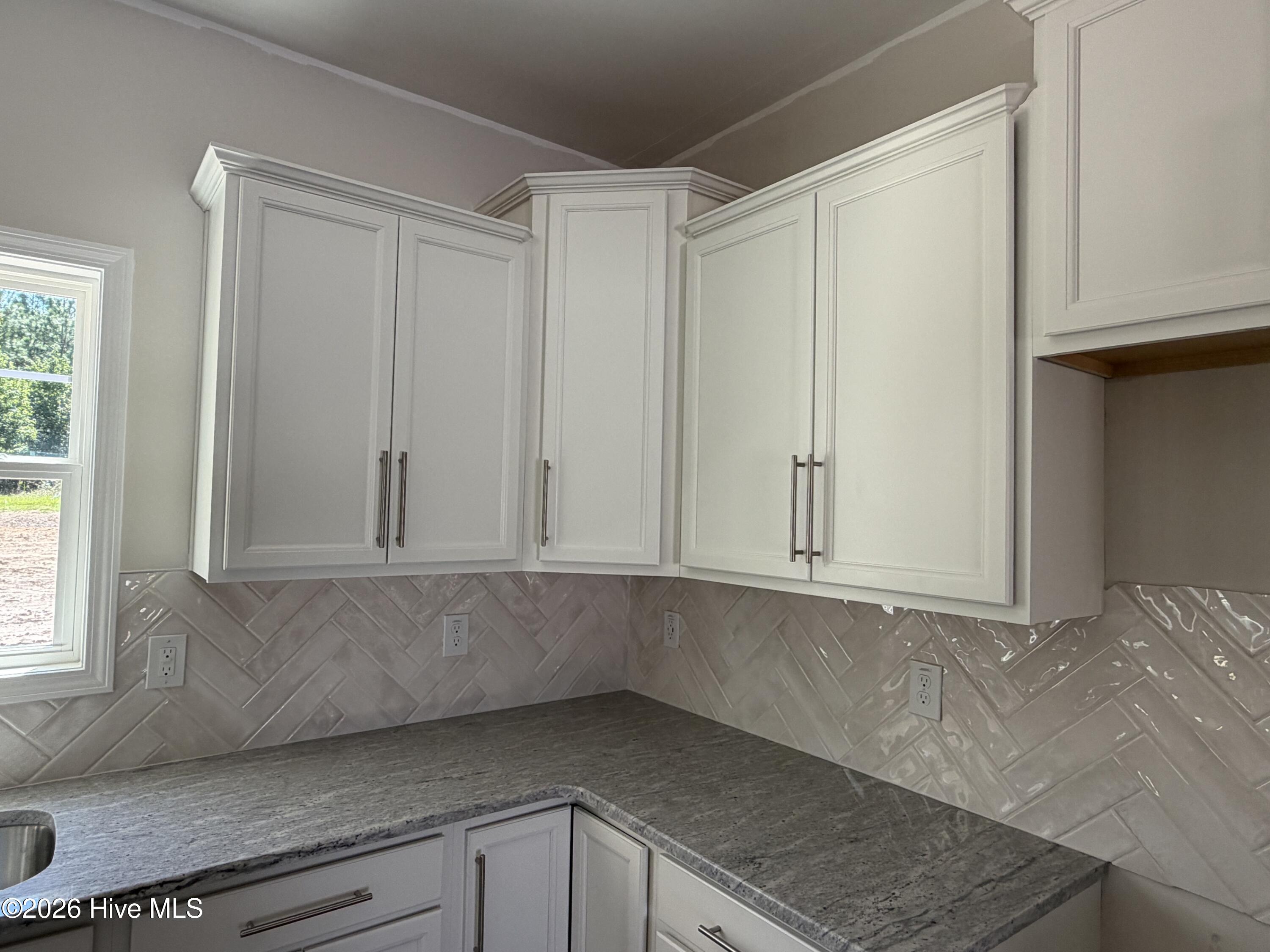 347 Thorntons Creek Drive Property Photo 8