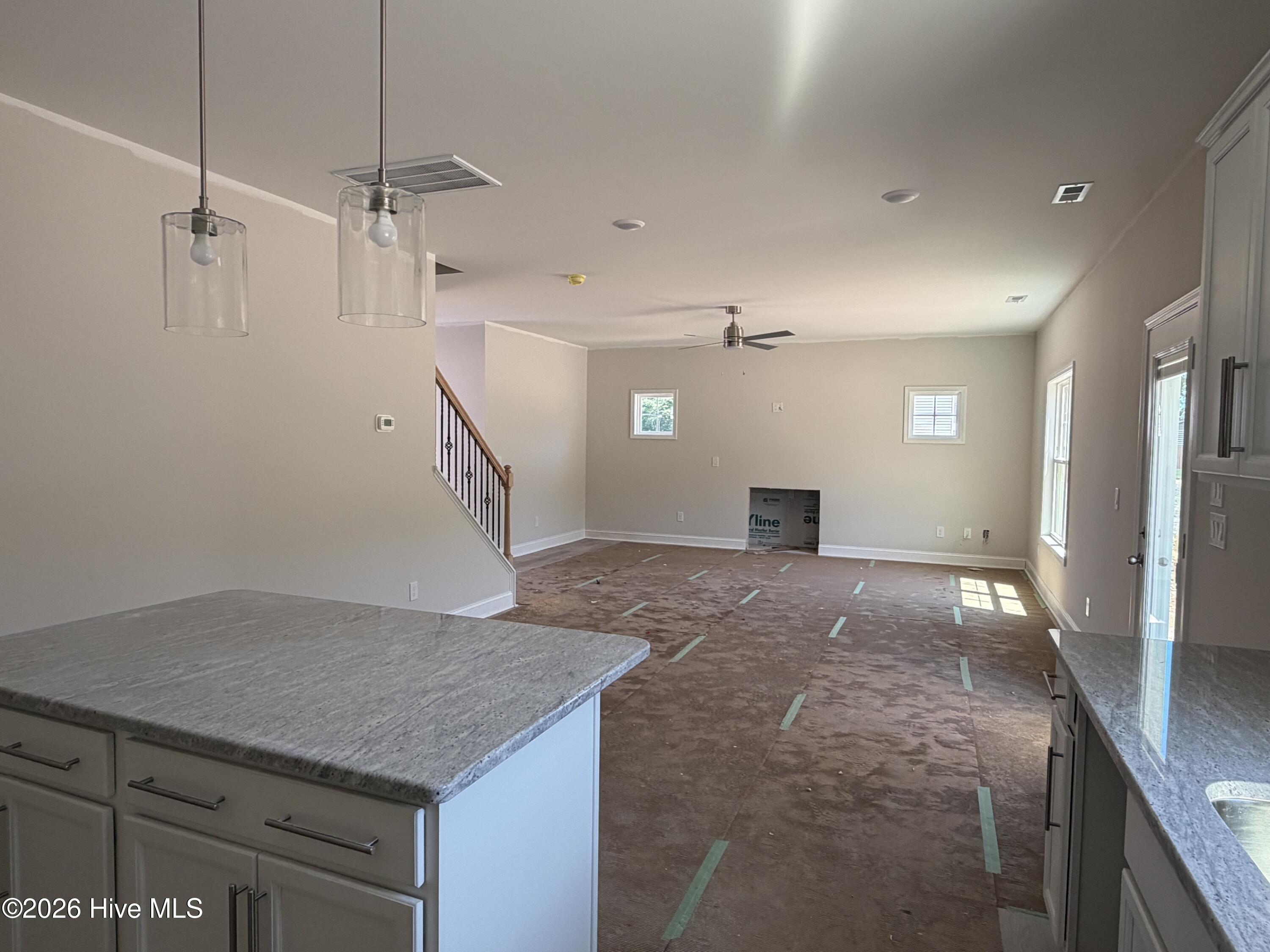 347 Thorntons Creek Drive Property Photo 10