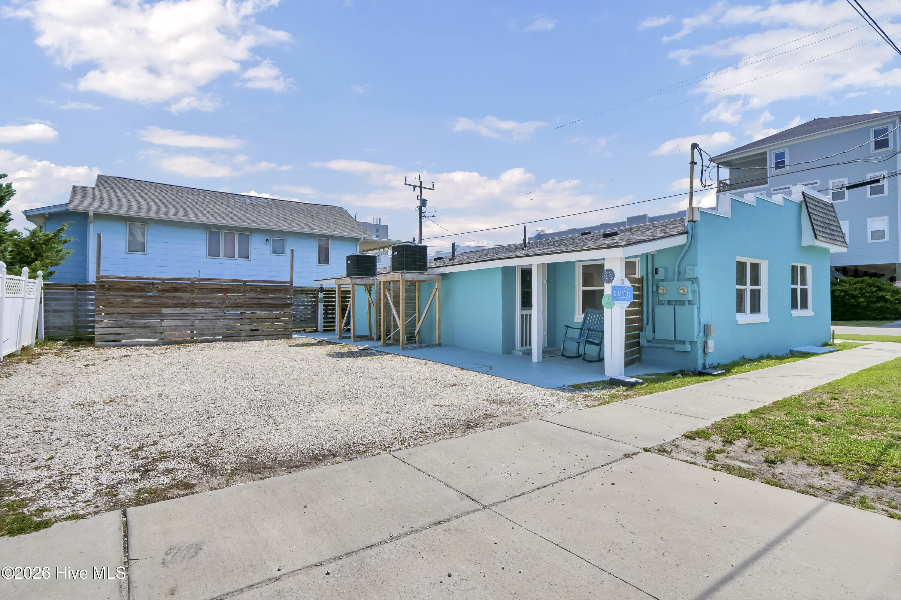 208 Woody Hewett Avenue Unit A Property Photo 4