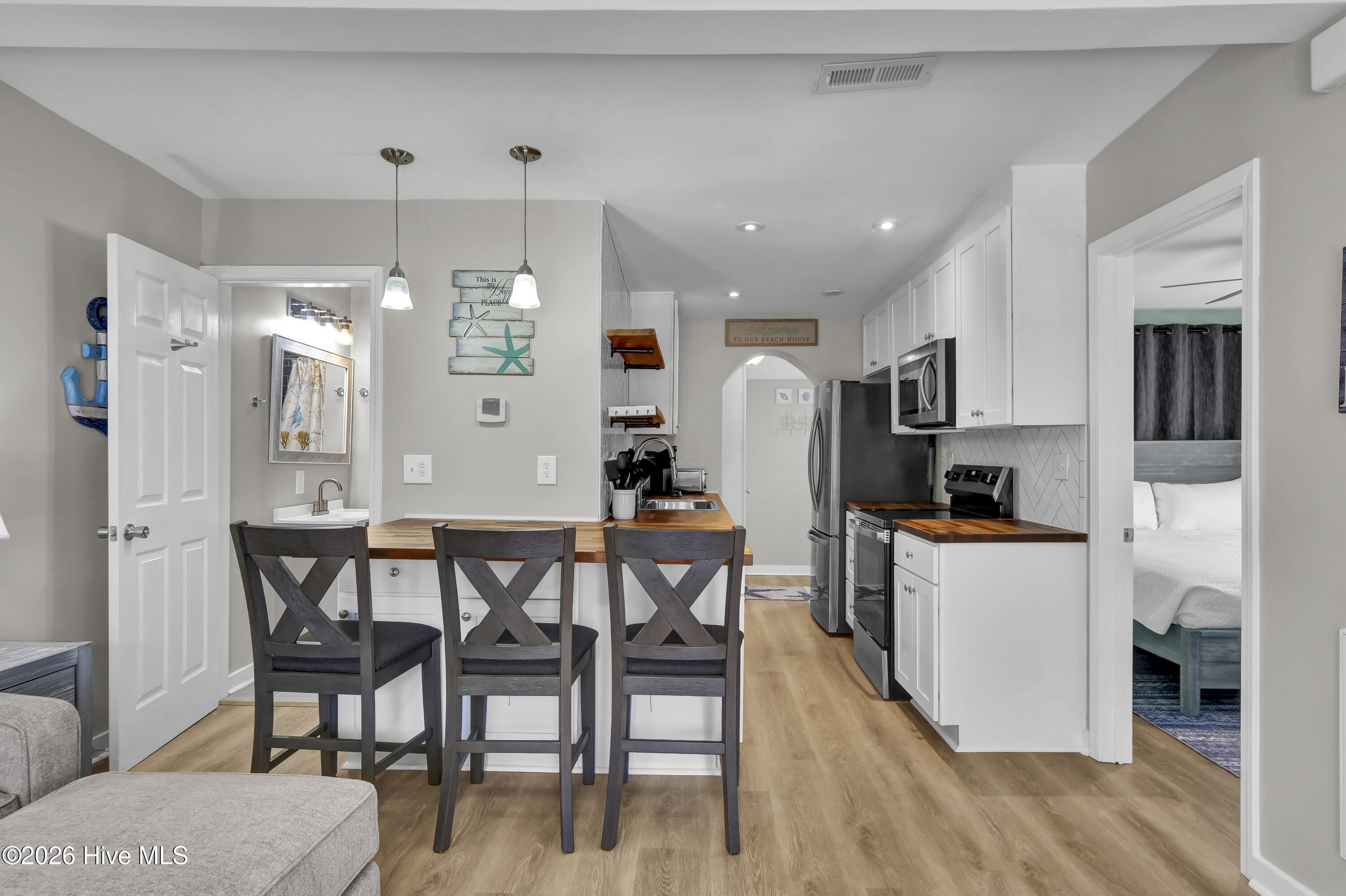 208 Woody Hewett Avenue Unit A Property Photo 14
