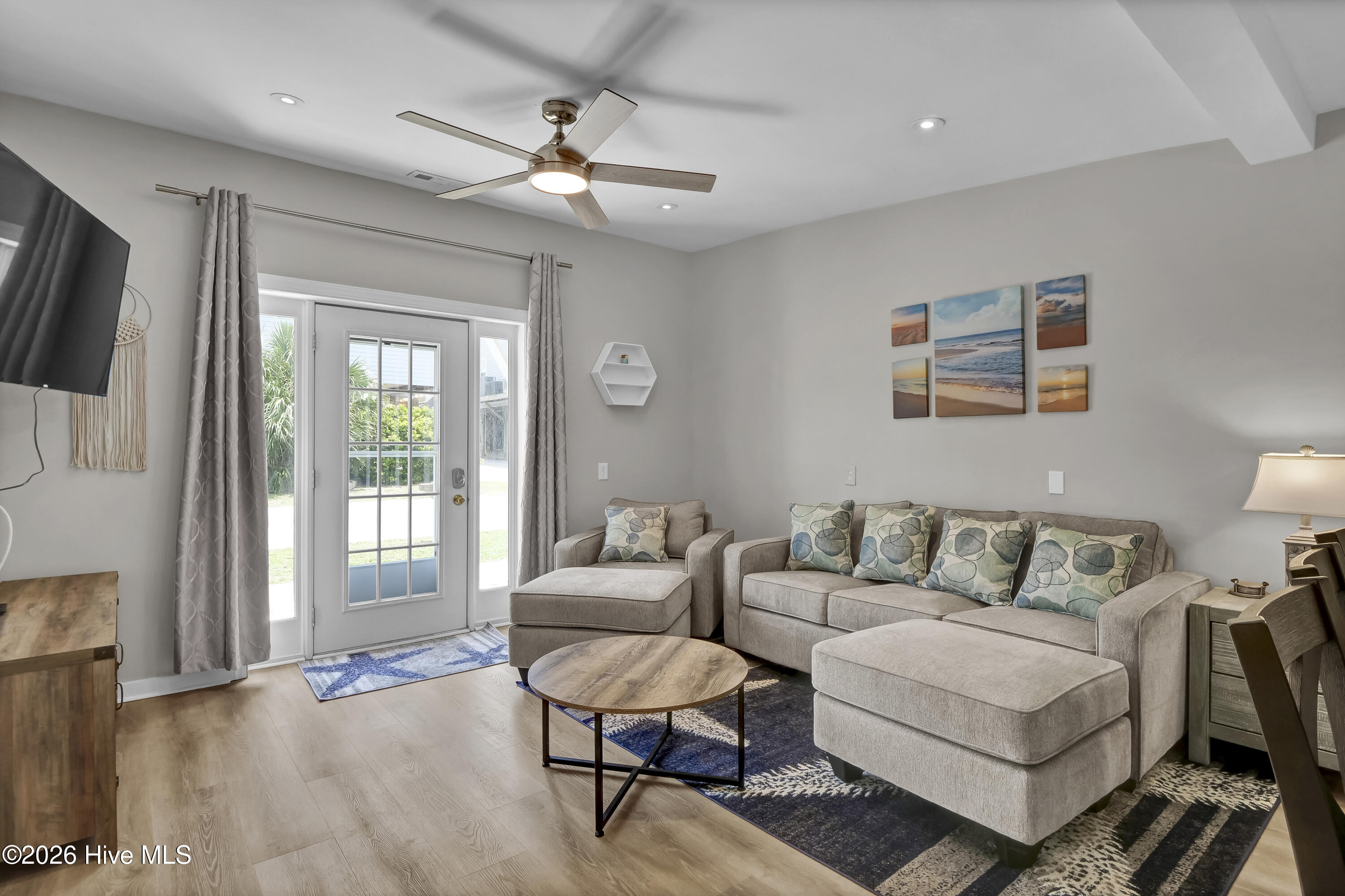 208 Woody Hewett Avenue Unit A Property Photo 19