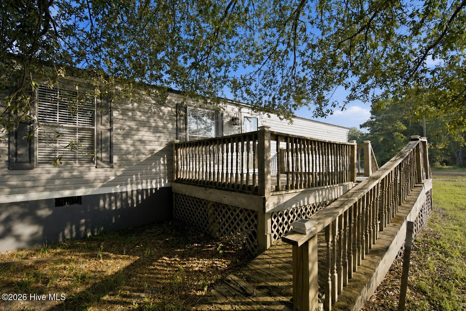6110 Gordon Road Property Photo 4
