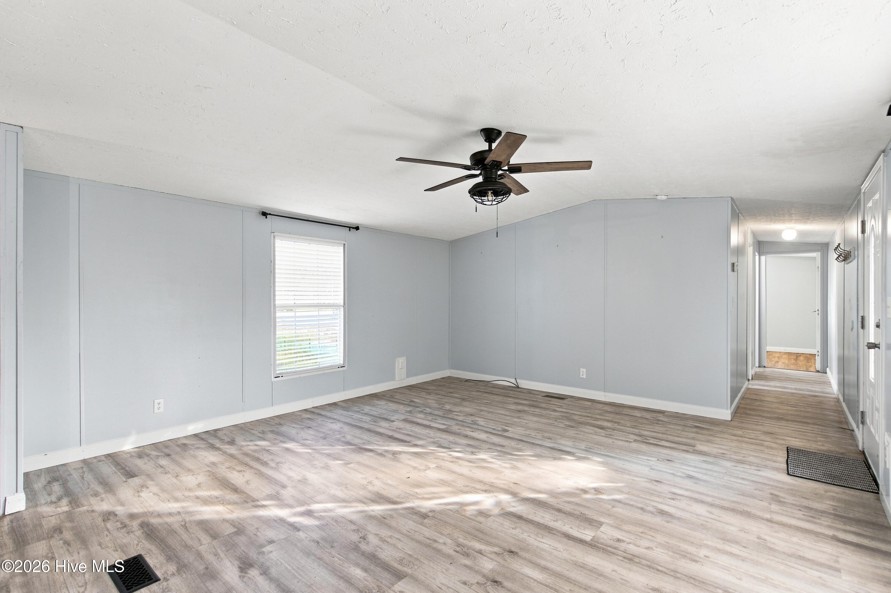 6110 Gordon Road Property Photo 10