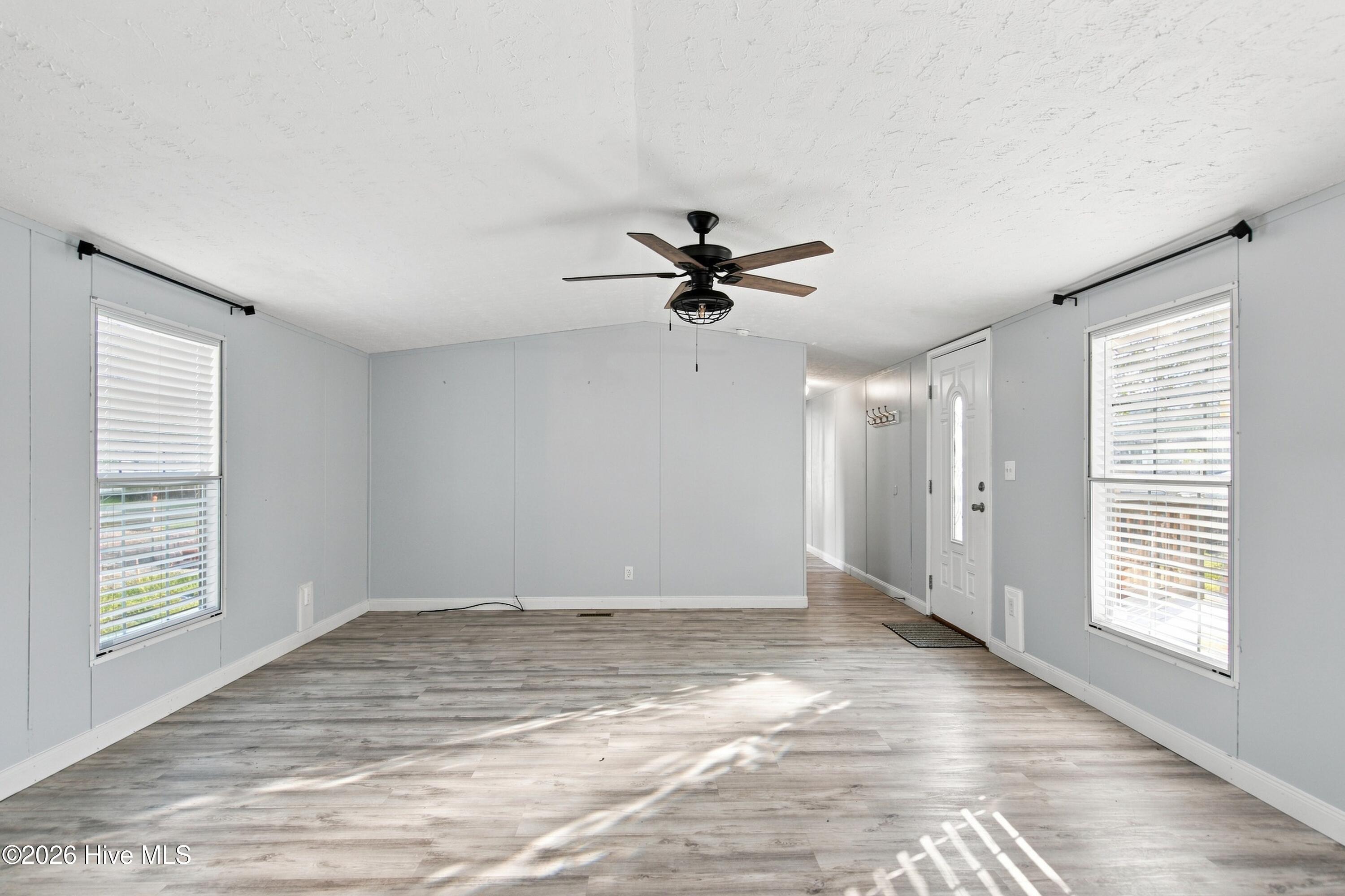 6110 Gordon Road Property Photo 11