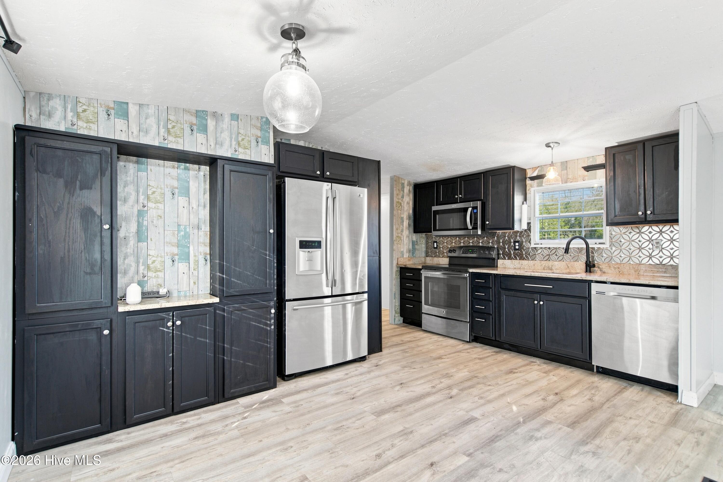 6110 Gordon Road Property Photo 13
