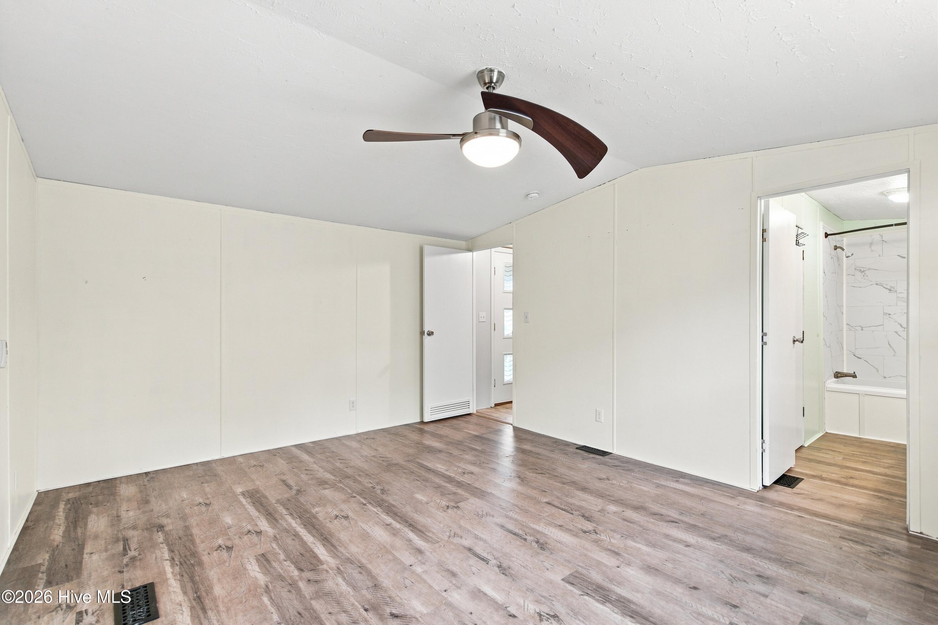 6110 Gordon Road Property Photo 19