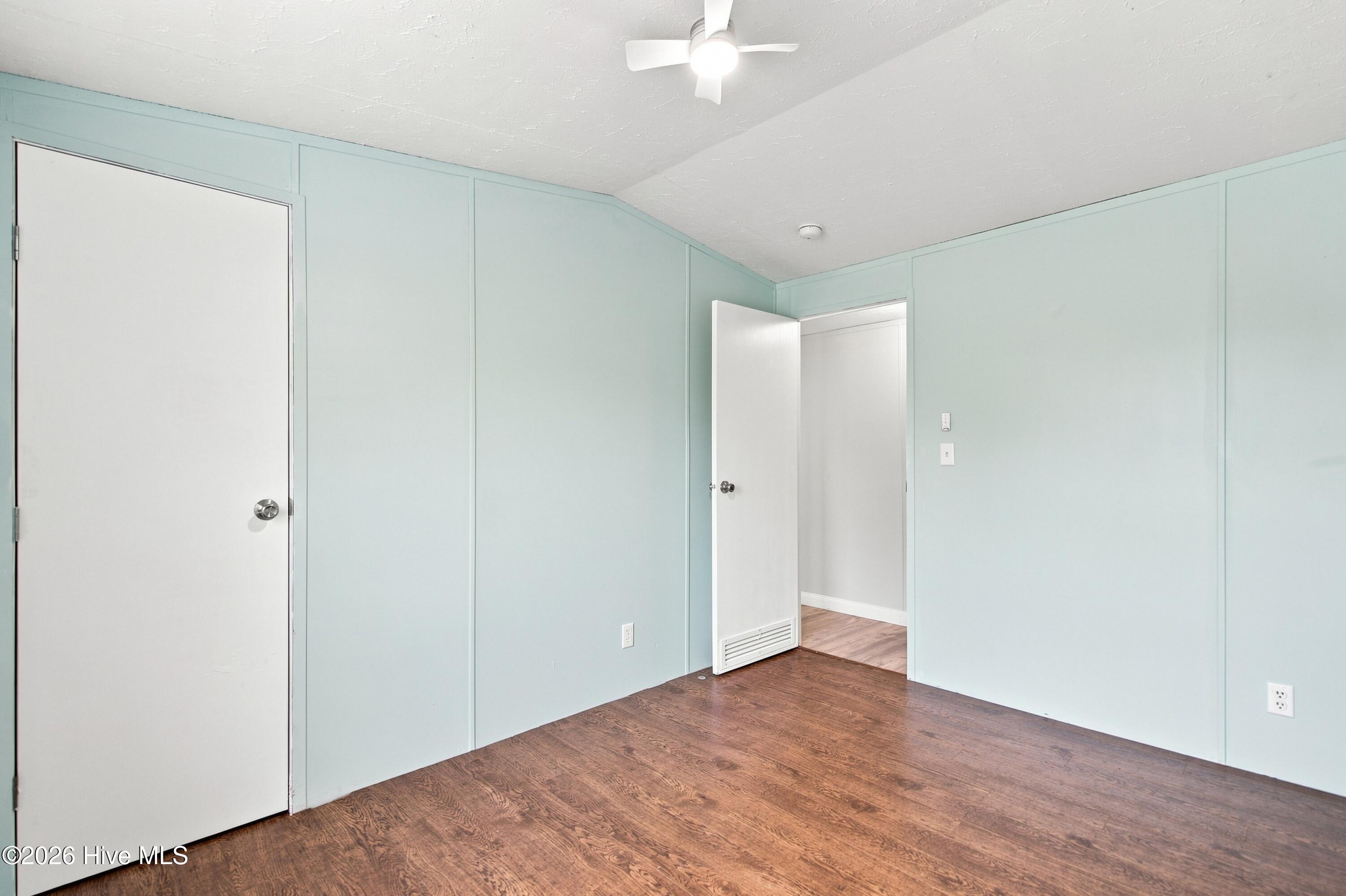 6110 Gordon Road Property Photo 23
