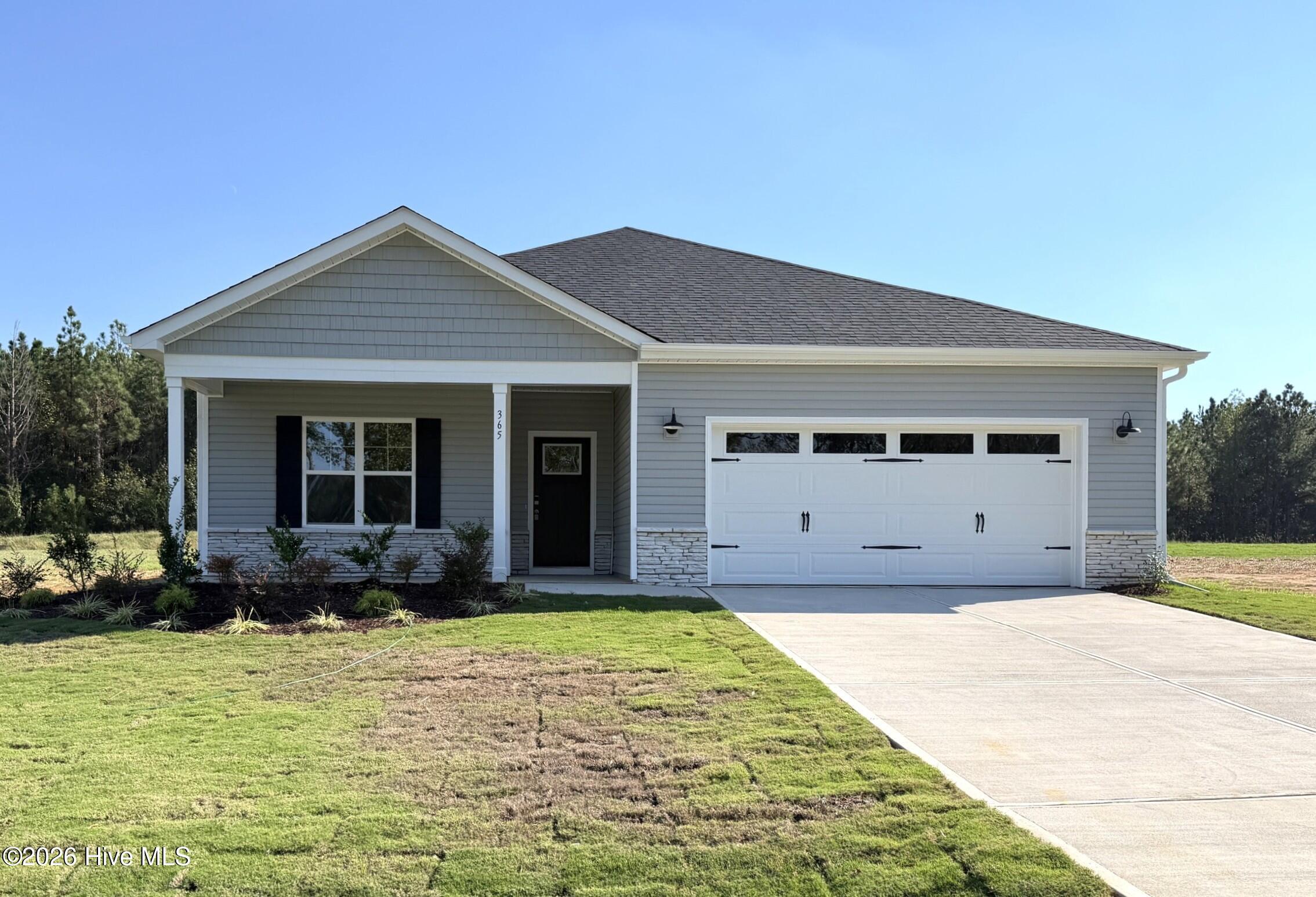 365 Thorntons Creek Drive Property Photo 1