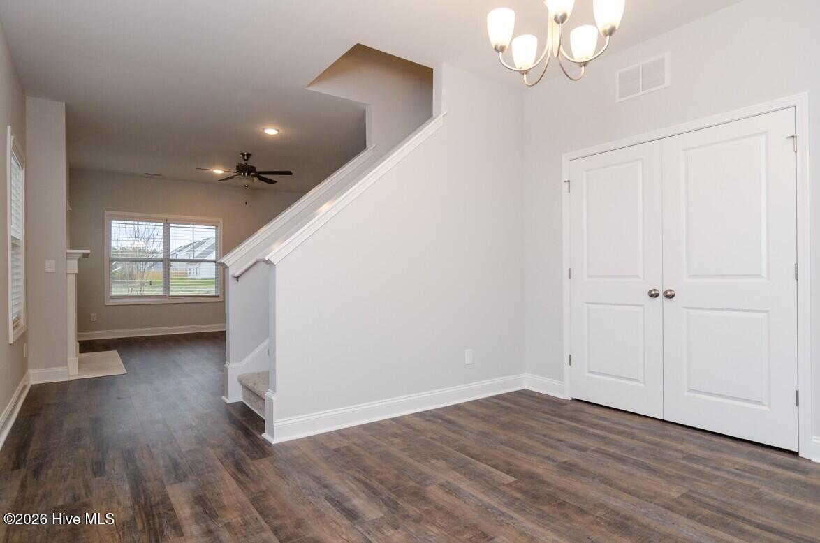1575 Grey Cliff Property Photo 4