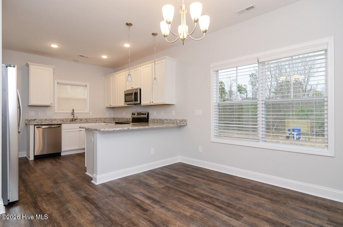1575 Grey Cliff Property Photo 6